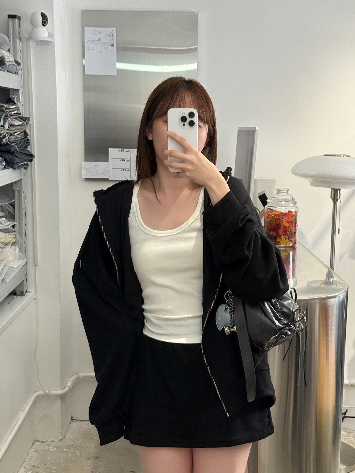 𝐆𝐫𝐚𝐛 𝐚𝐧𝐝 𝐠𝐨 𝐡𝐨𝐨𝐝𝐢𝐞 𝐰𝐢𝐭𝐡 𝐬𝐤𝐨𝐫𝐭 𝐬𝐞𝐭