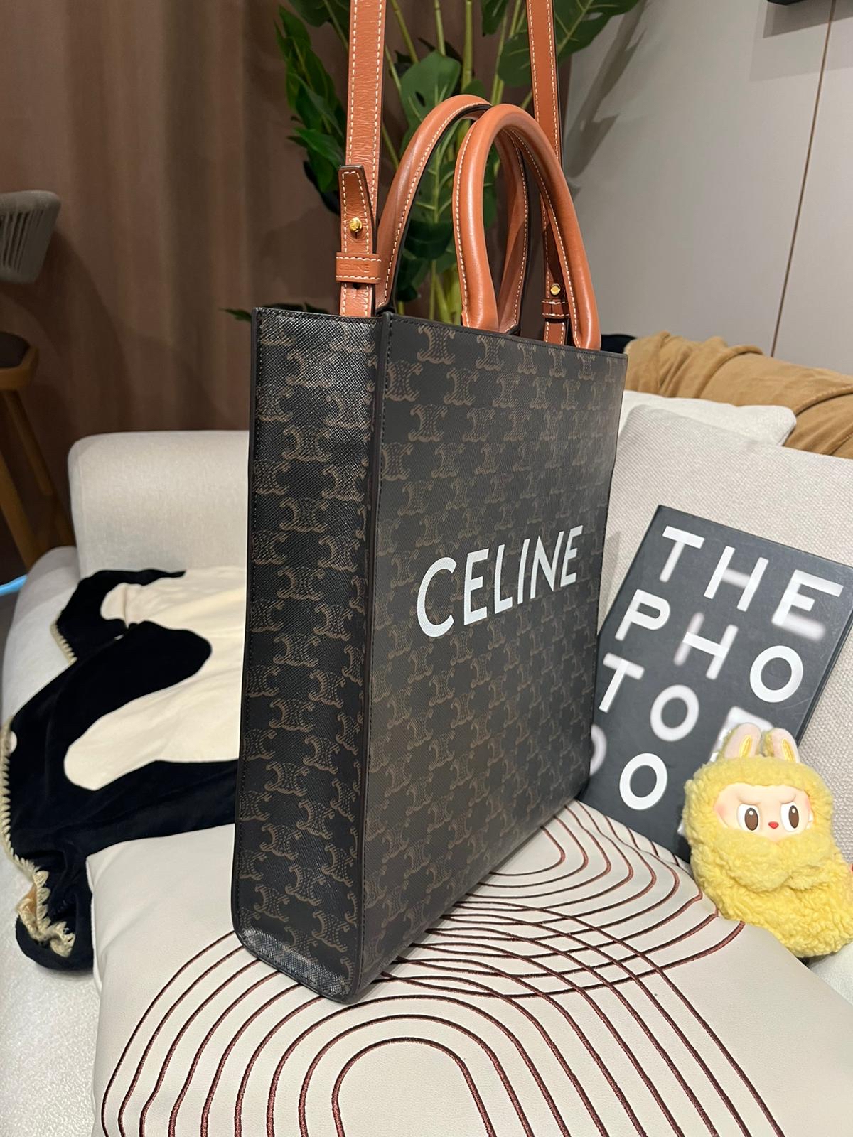 Celine vertical cabas small tote in triomphe  100%Authentic ,98%new✅塵袋 