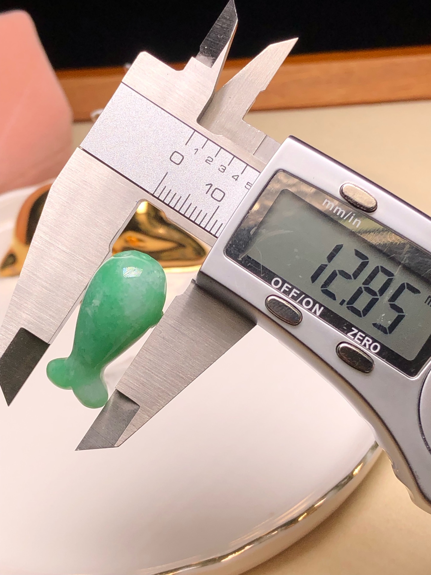 翡翠小海獅 B02704