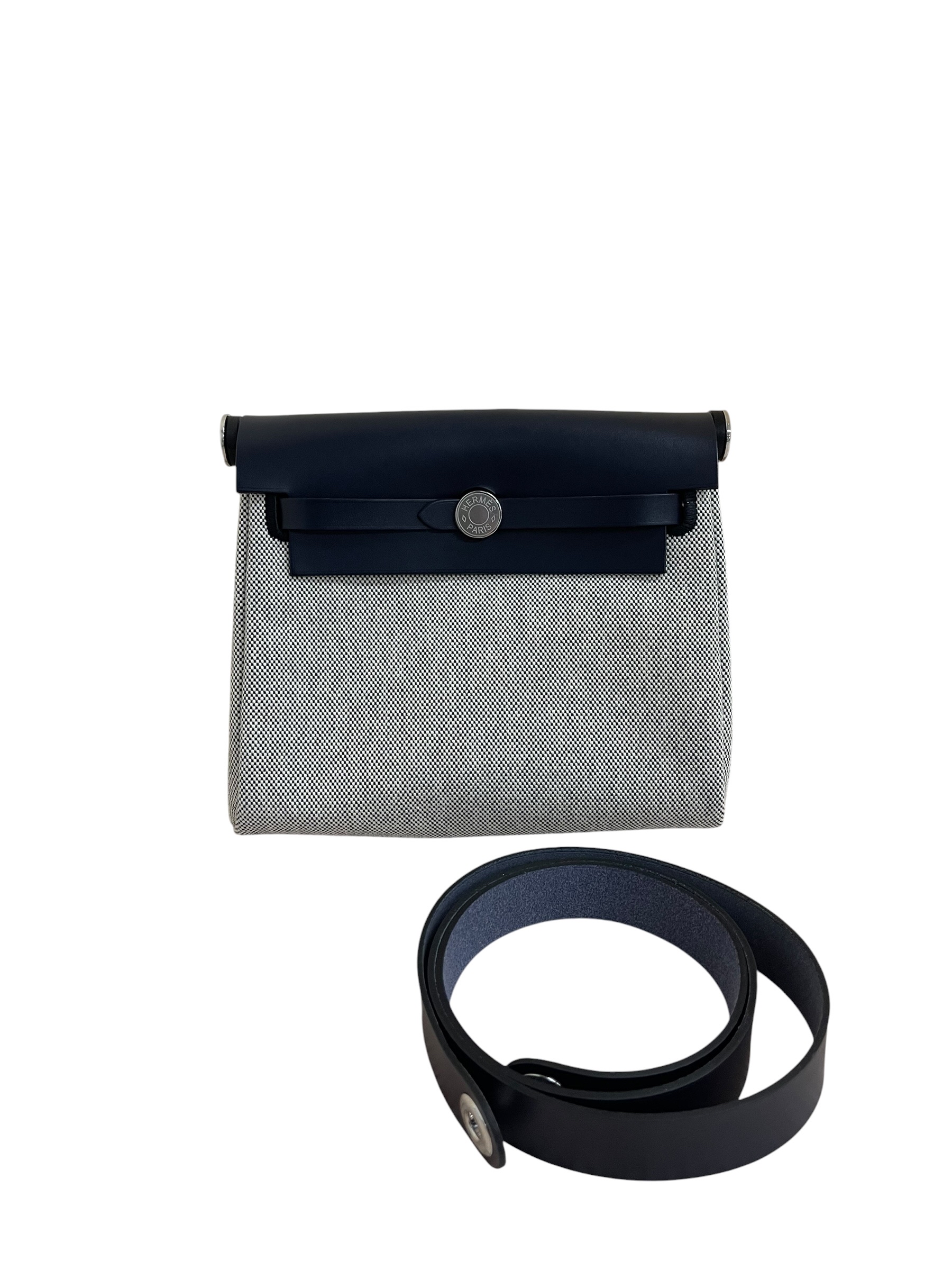 Pre-owned Hermes Herbag / Stamp K / Product Code: 063006
