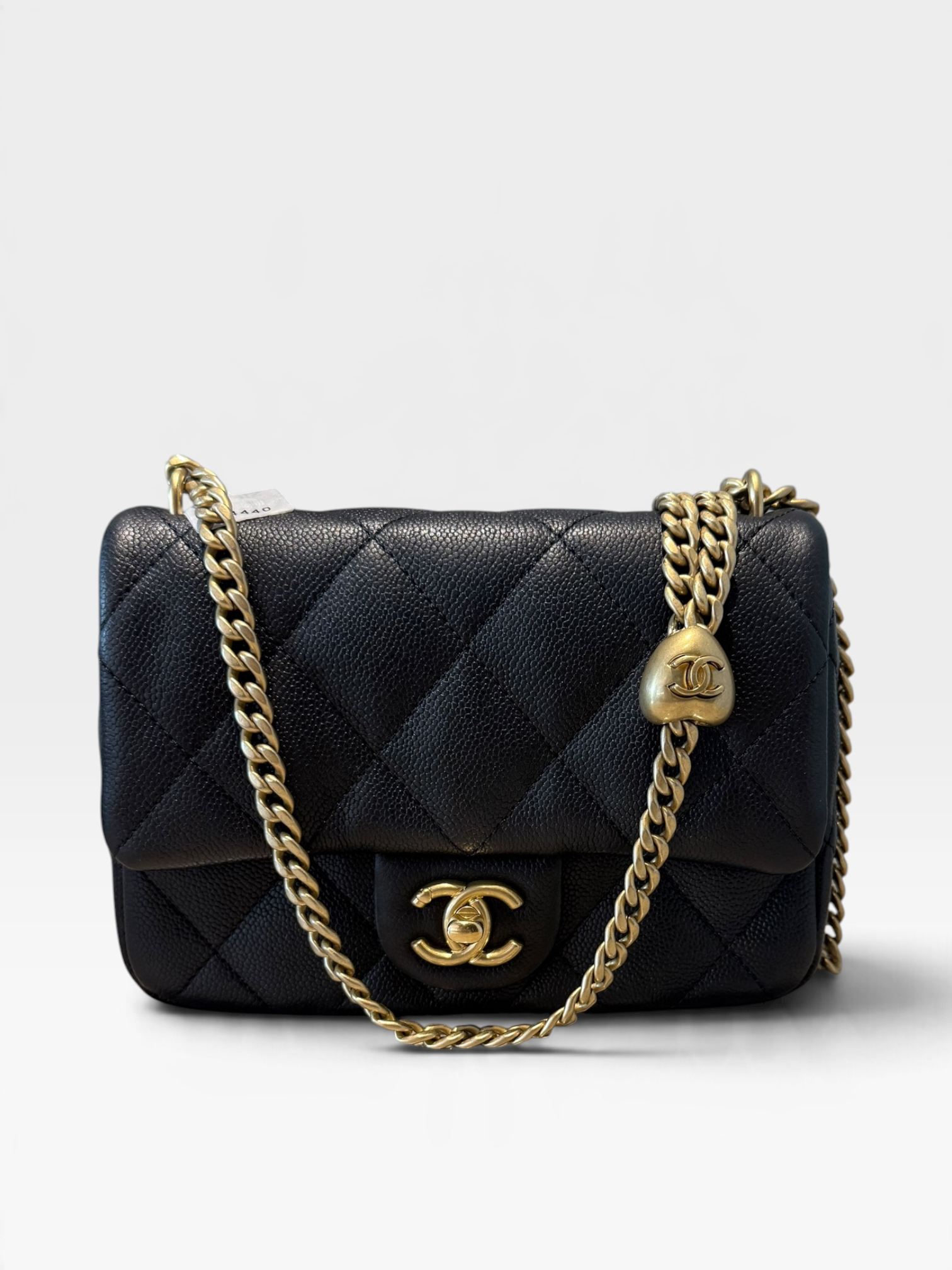 Pre-Owned Chanel 23P Sweetheart Crush Flap Bag / Product Code: 10123