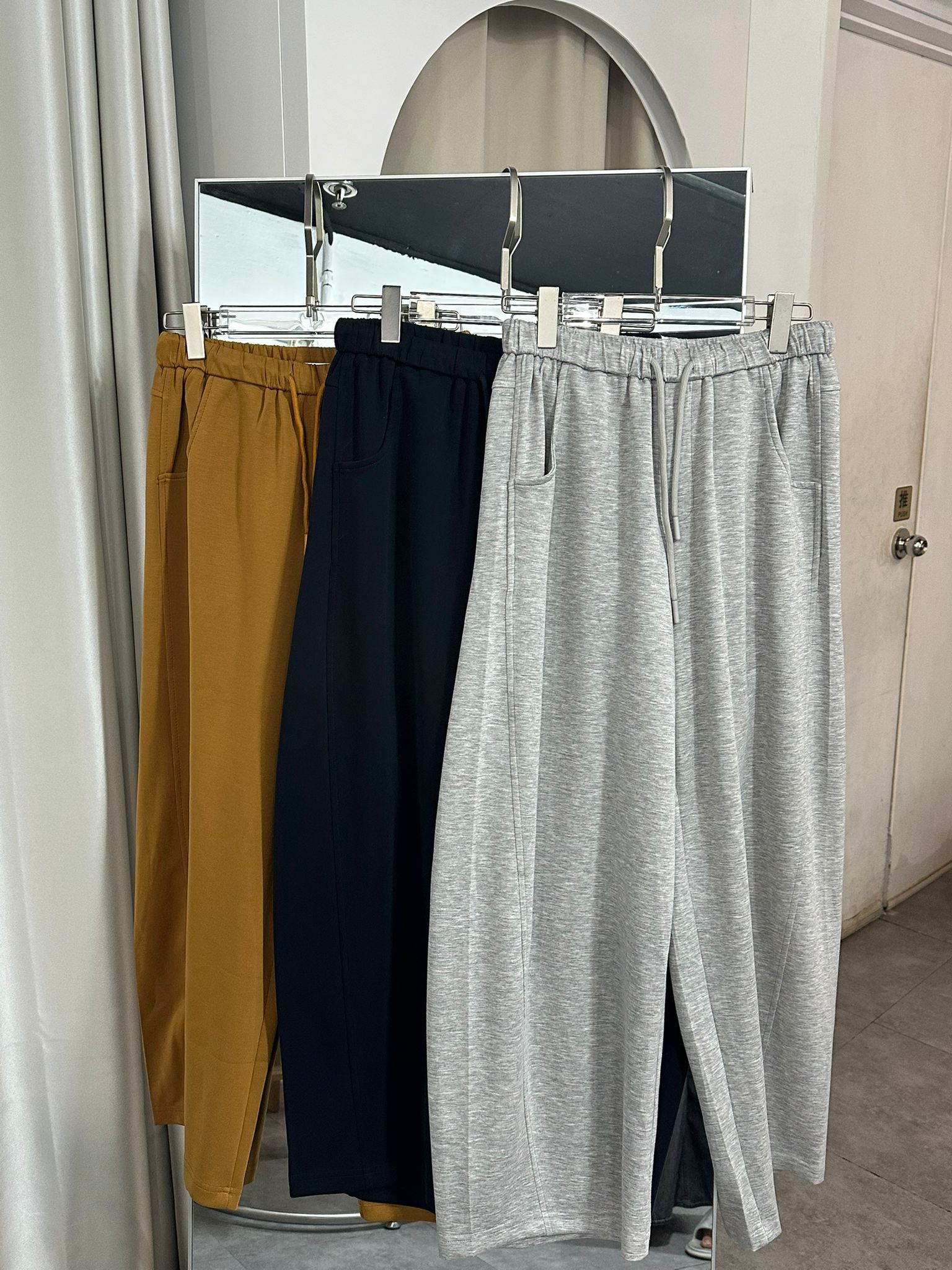 SS2732太空棉彎刀褲