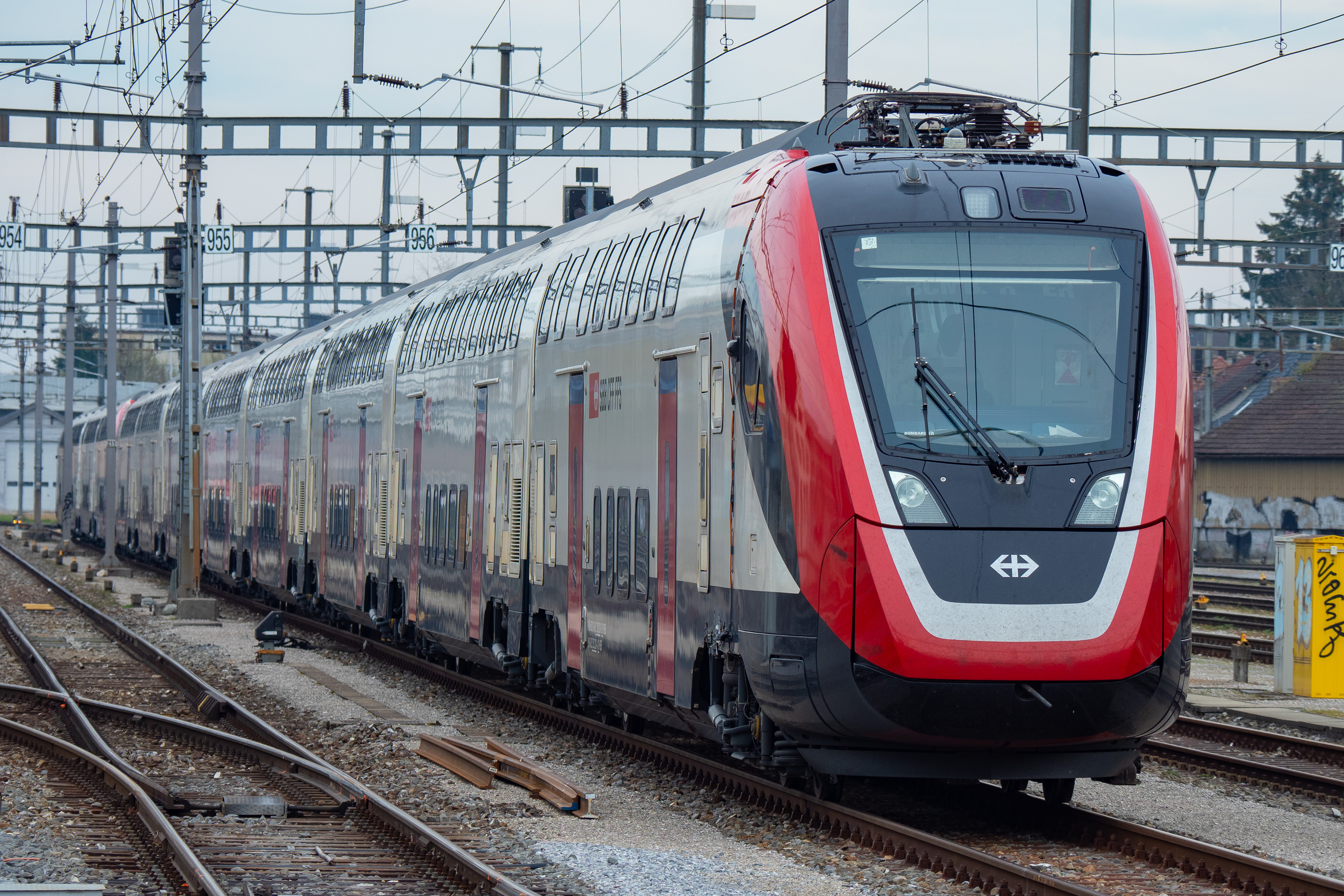 Roco SBB Twindexx  RABe 502 “FV-Dosto” 型 8 節車廂長途雙層列車 (DCC sound)