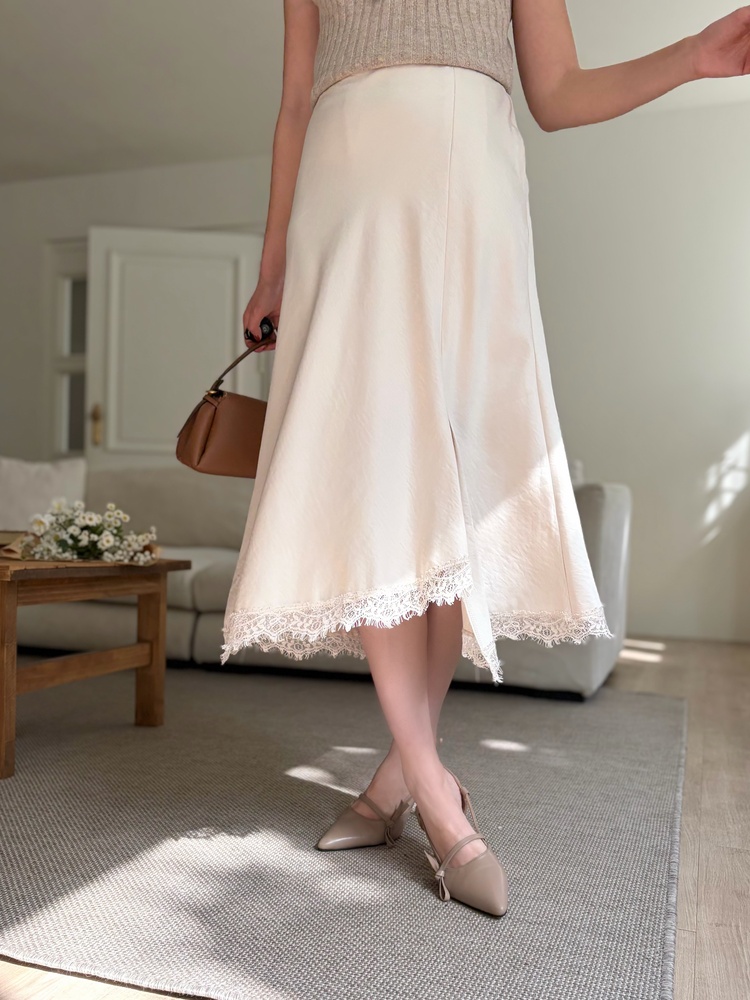 Lacie Asymmetric Skirt (Ivory)