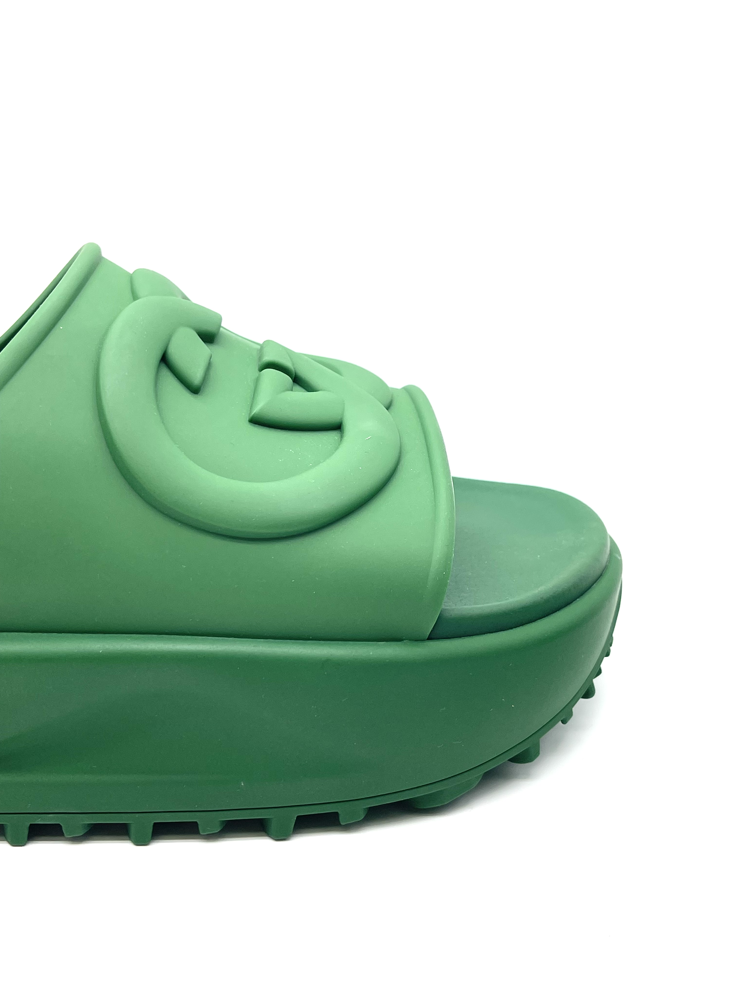 Pre-owned Gucci Miami Rubber Pool Slides / Product Code: 26032703