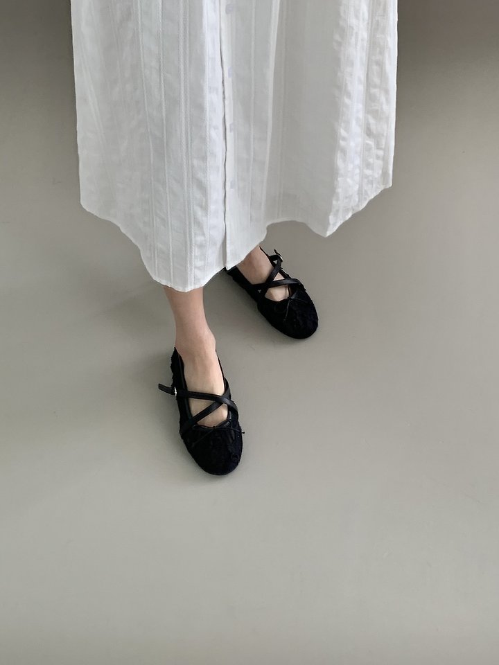 Lacie Strap Flat (2 colors)