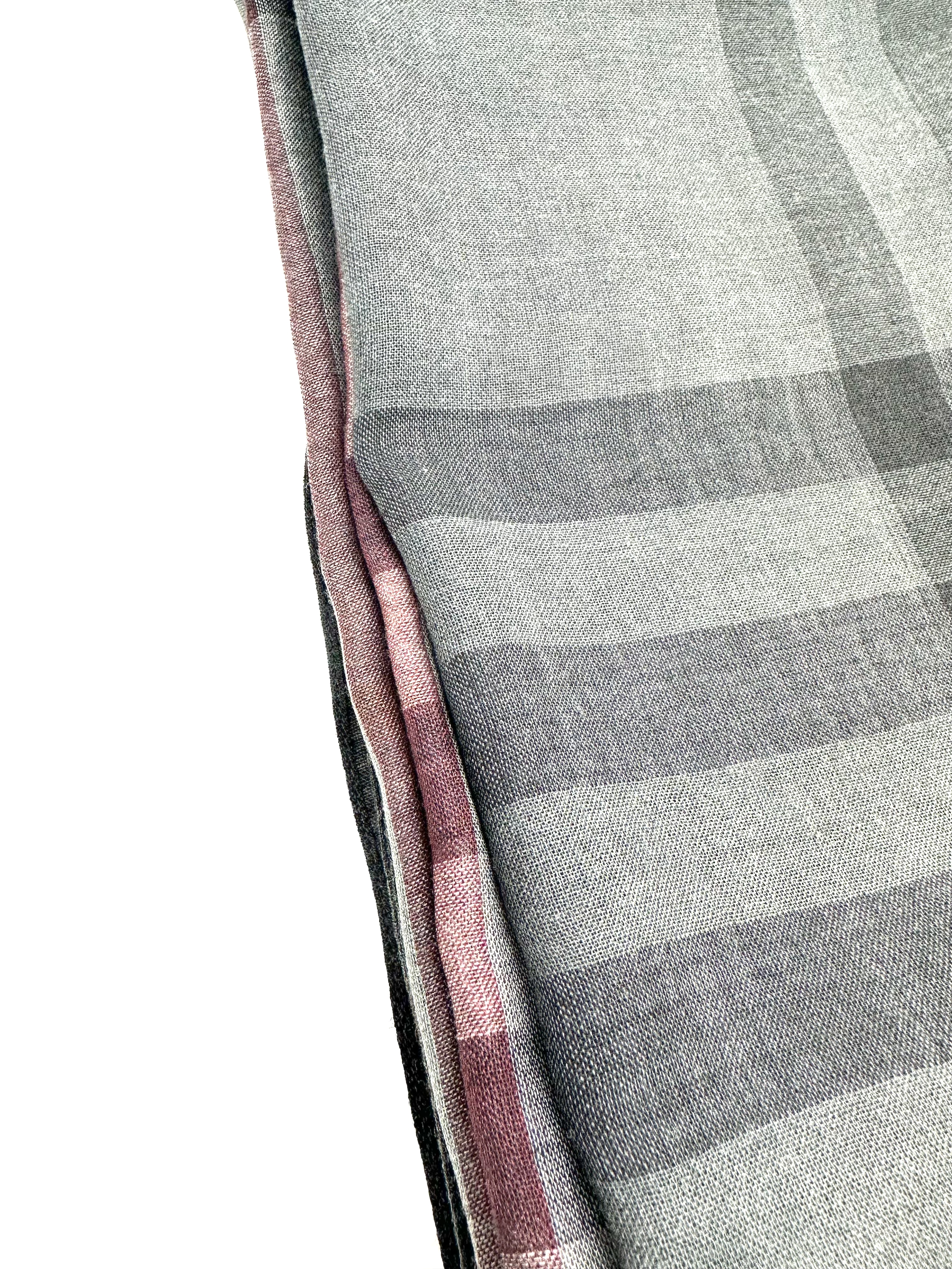 Pre-owned Burberry Scarf / Product Code: 26041921