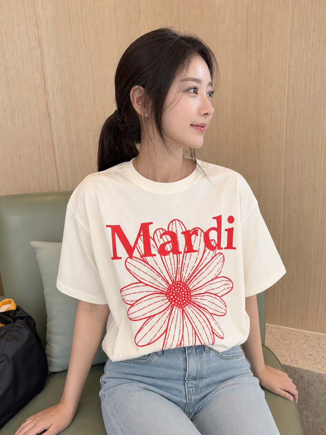 Mardi Mercredi限量發售 紅色小雛菊