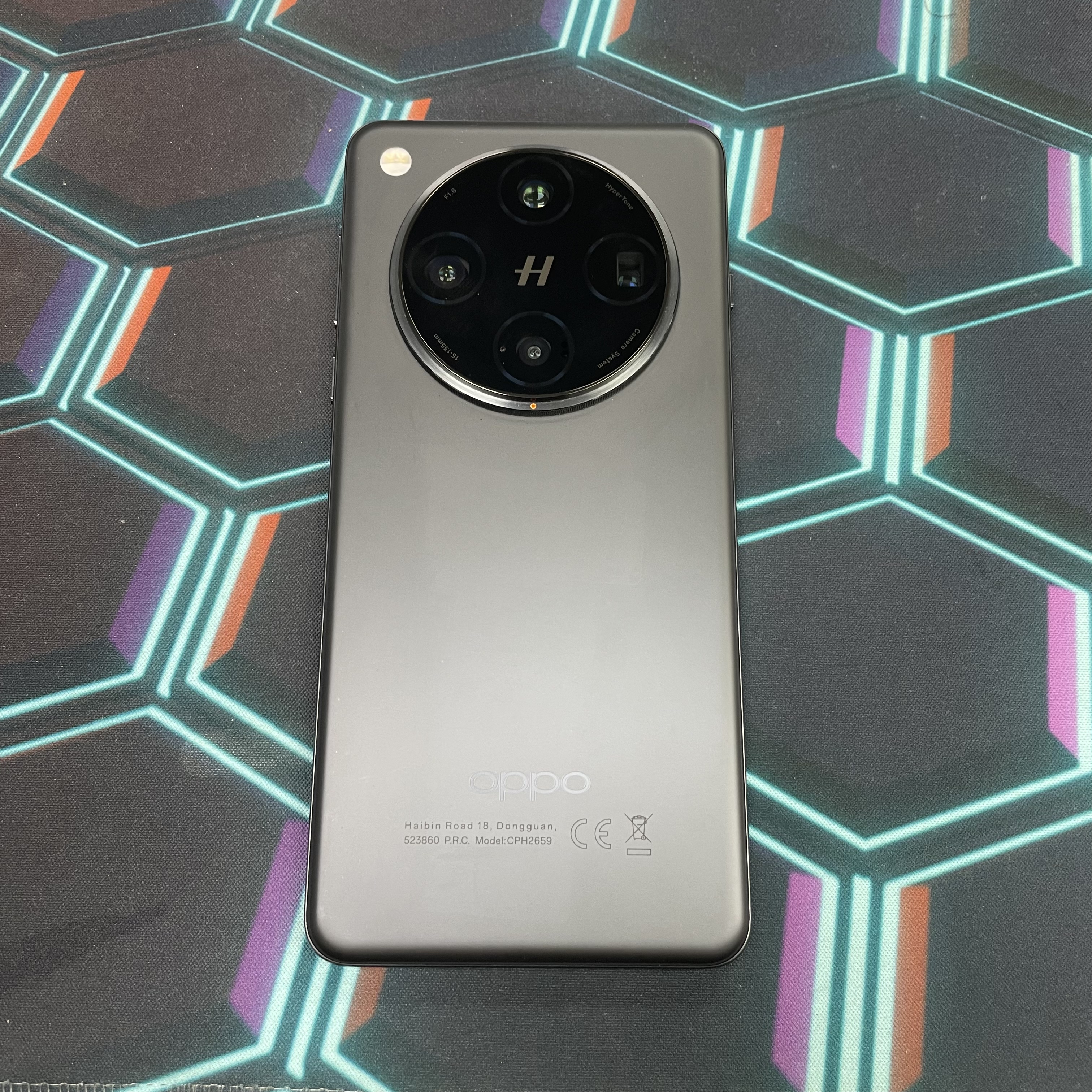 *7597 Oppo Find X8 Pro 完美機 16+512GB 黑色 black