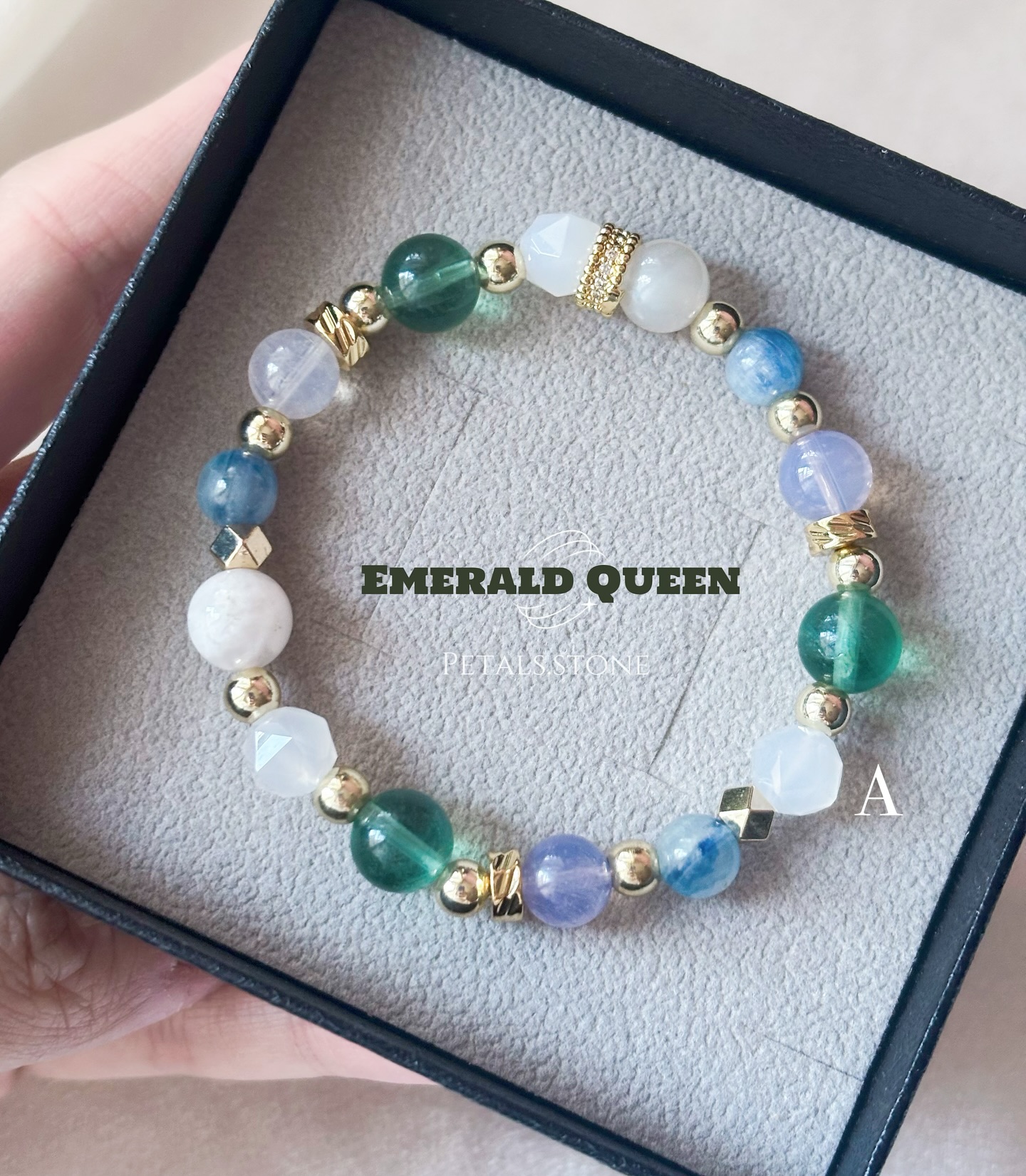 👸🏻𝙀𝙢𝙚𝙧𝙖𝙡𝙙 𝙌𝙪𝙚𝙚𝙣🔱