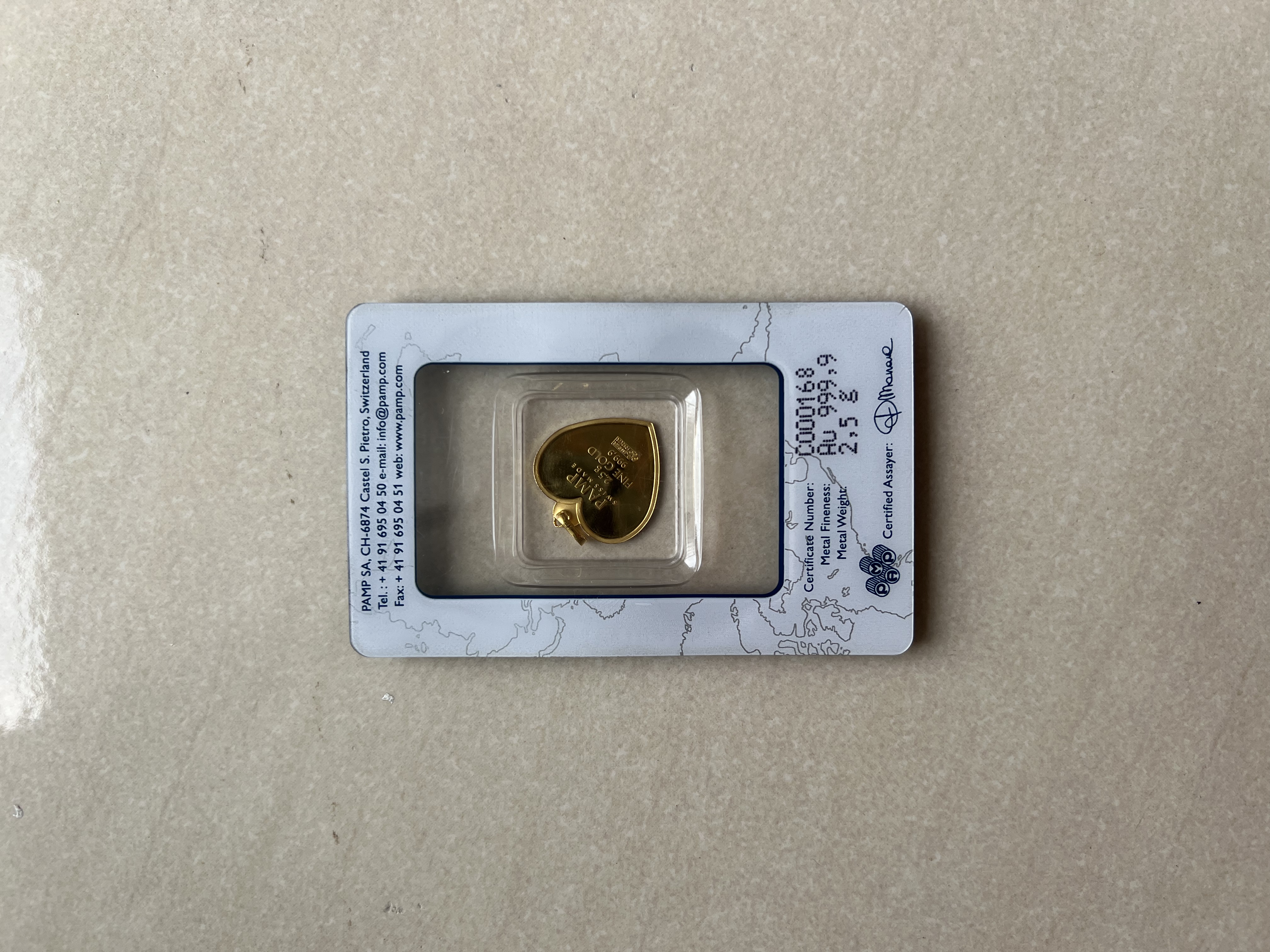 (Nice SN:168) PAMP RARE Hologram Love 2.5g (2.7g)🇨🇭Swiss Gold Bar Emas 999.9 Pendant 镭射爱心吊坠