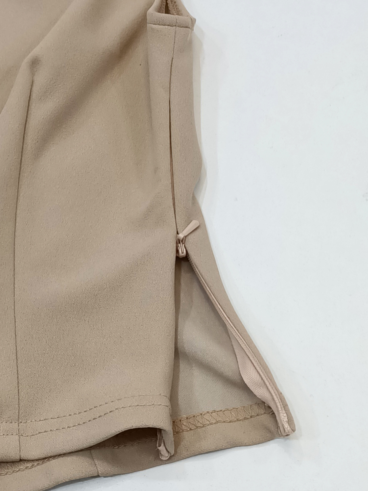Asymmetric Power Top M223