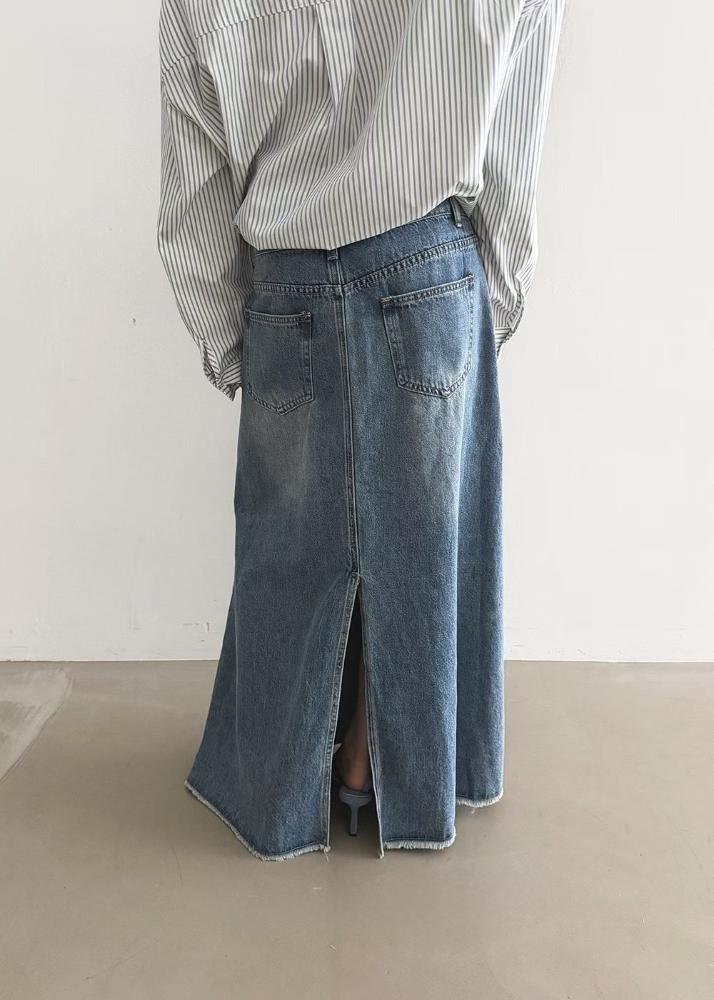 221585 洗水牛仔長裙