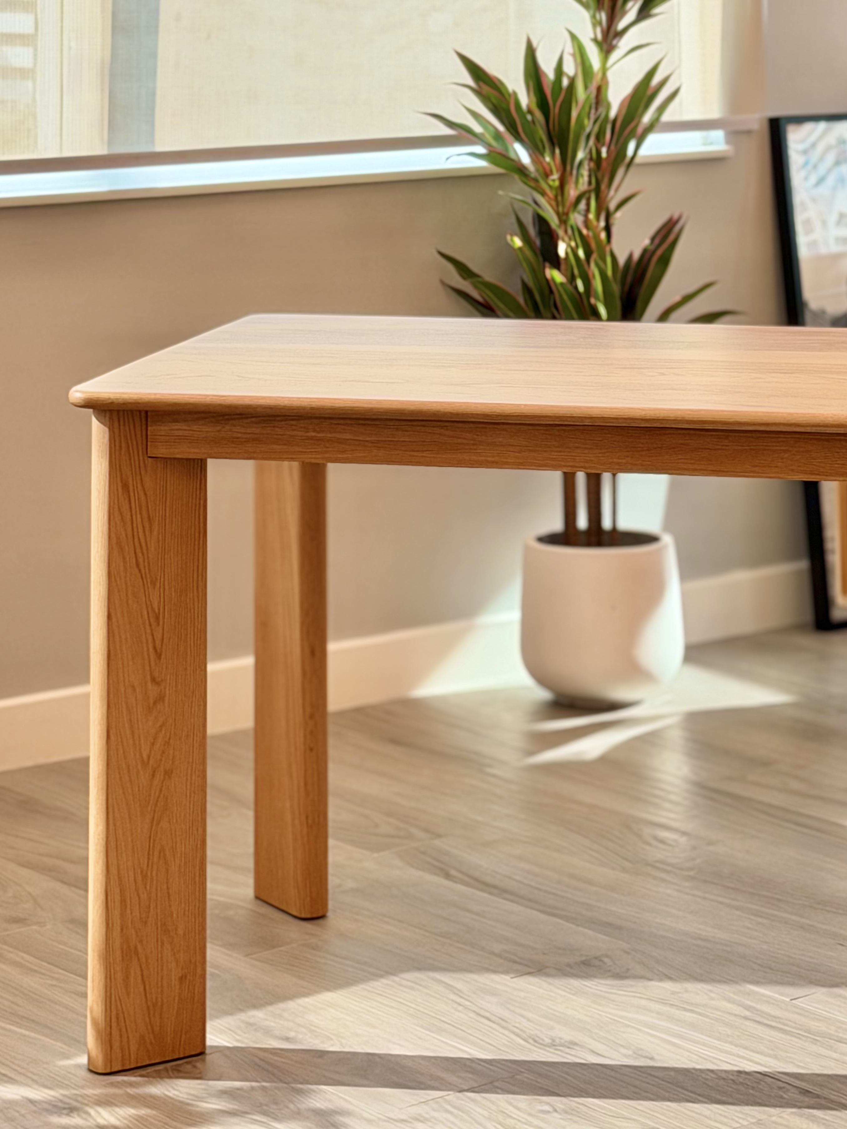 新品推介 ZERO Dining Table