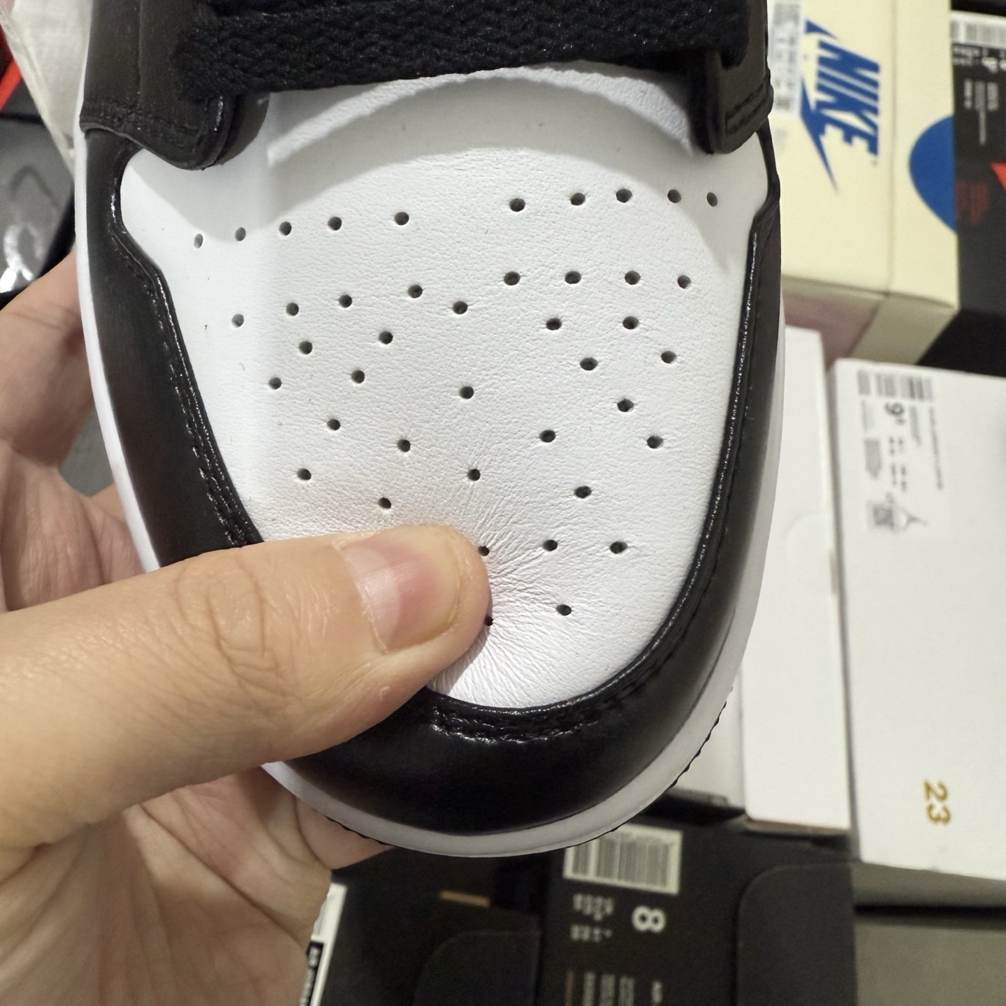 Nike Air Jordan 1 Low Panda DC0774-101