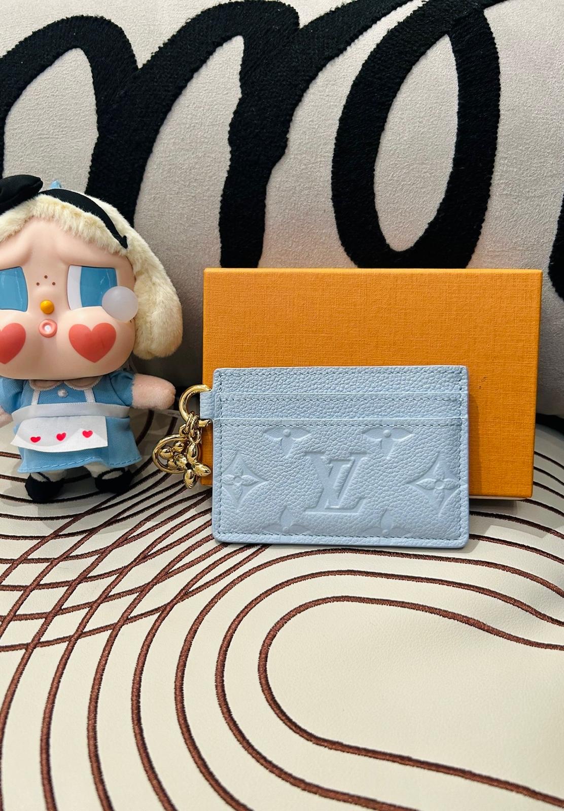 未使用品 Lv Charms Card Holder Azur Frost 100%Authentic ,unused ✅NFC✅dust bag✅box