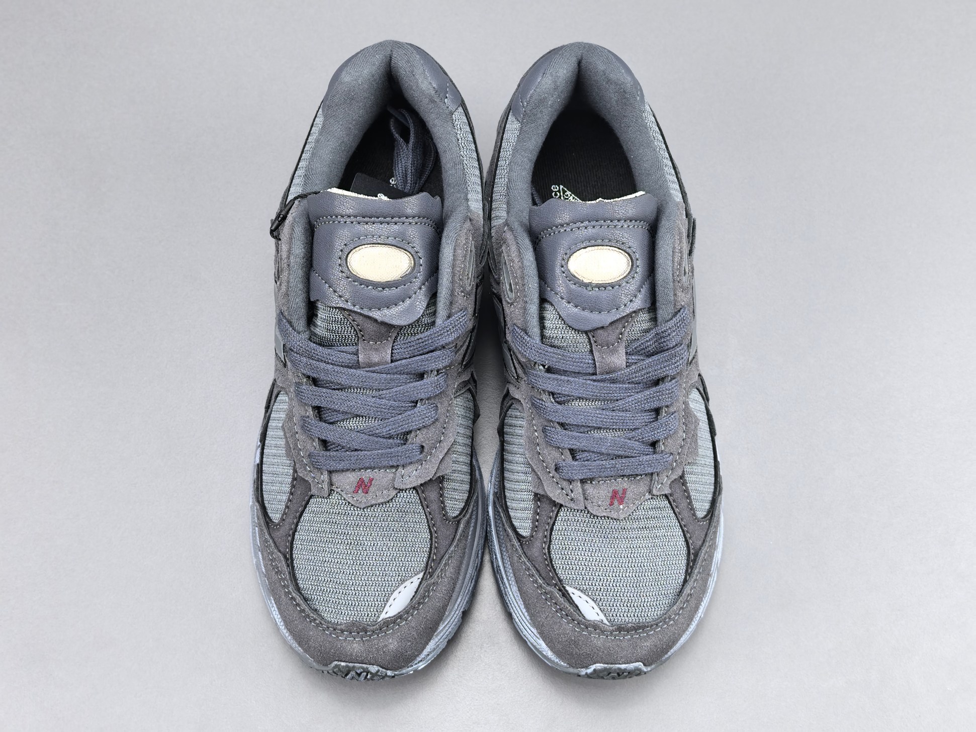 New Balance 2002R ML2002RDB