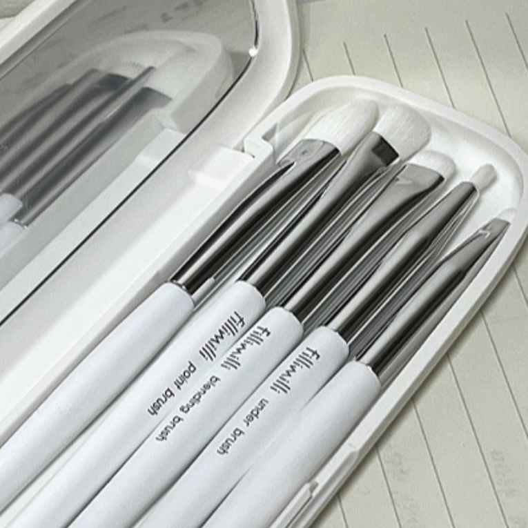 【預訂】 Fillimilli-Eye Makeup 5-Item Set 連鏡盒