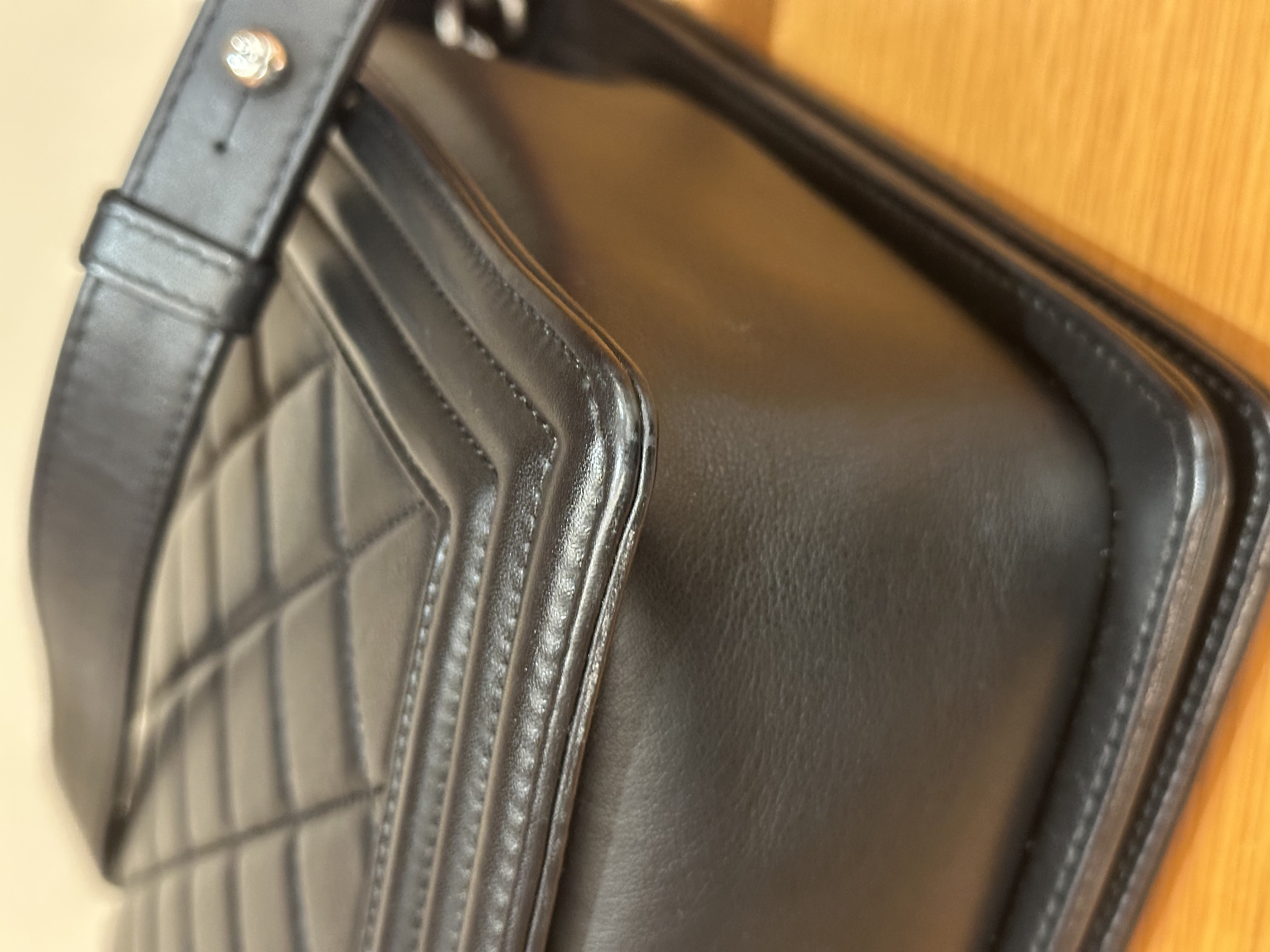 直播貨品 |  [1個-$100 2個-$300］HH18