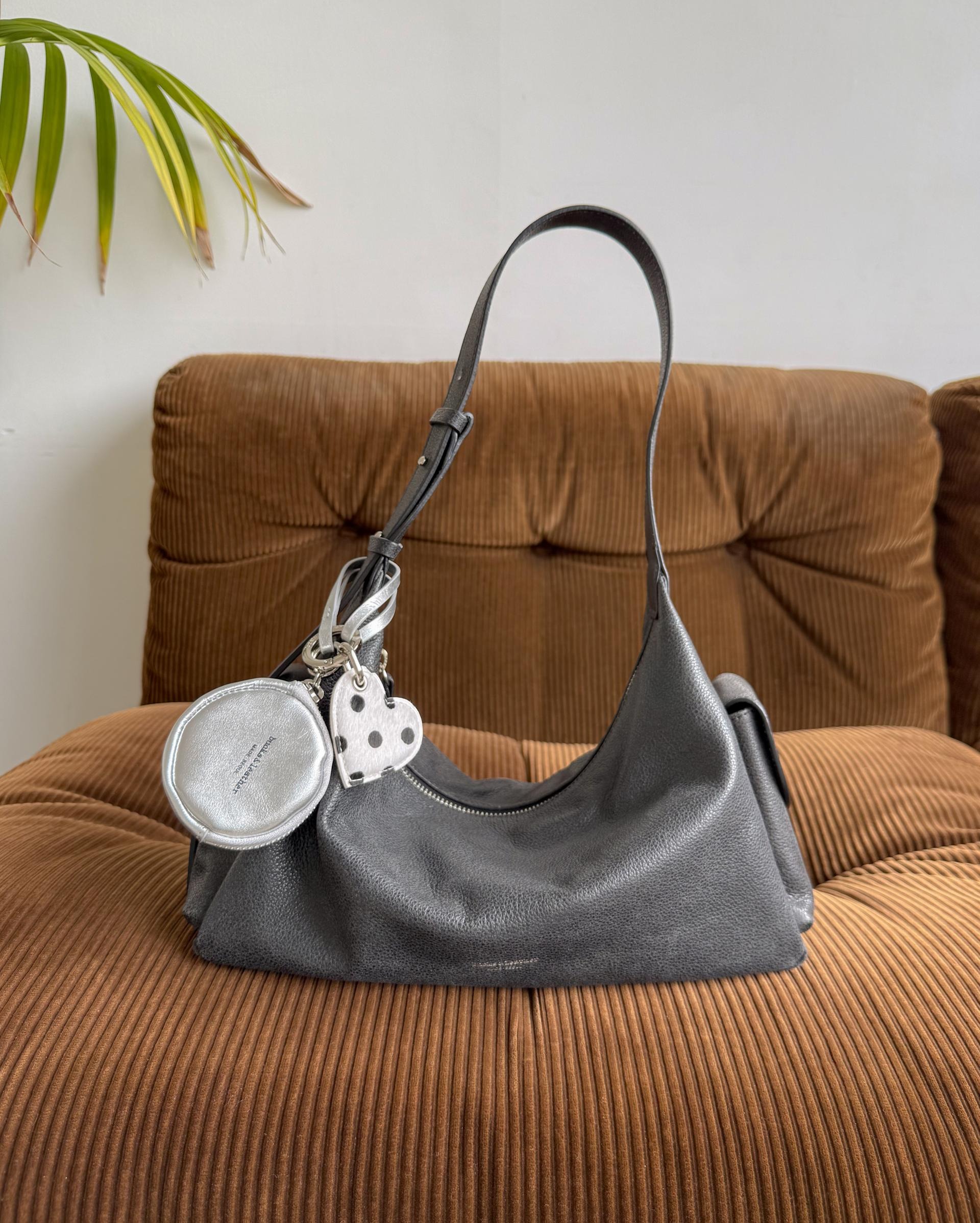 【26SS】預訂_Double Pocket By Bucks & leather