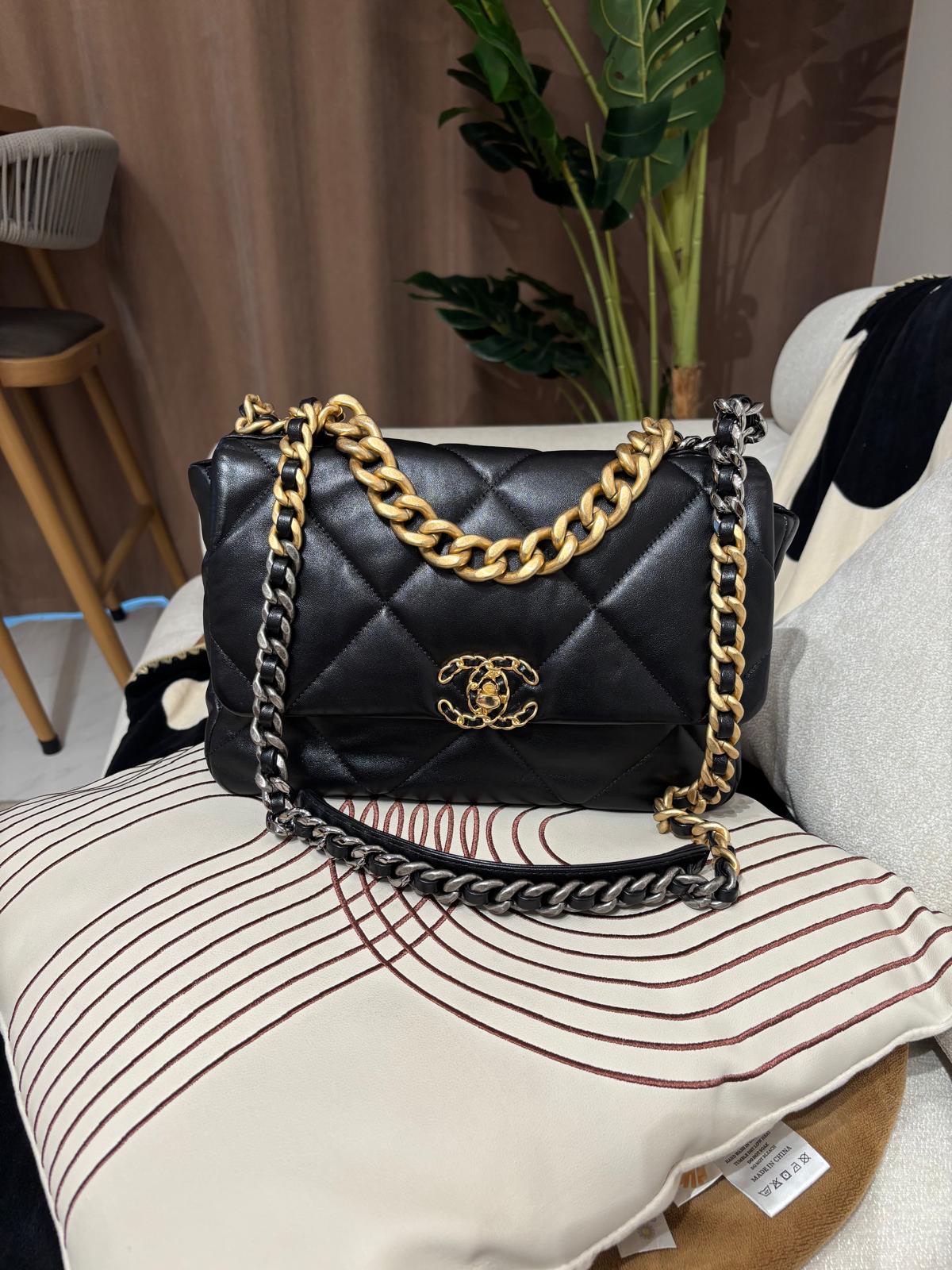 Chanel 19 Large 30cm Flap Bag 黑色 100%Authentic, 98%New ✅晶片✅Dust bag✅Box