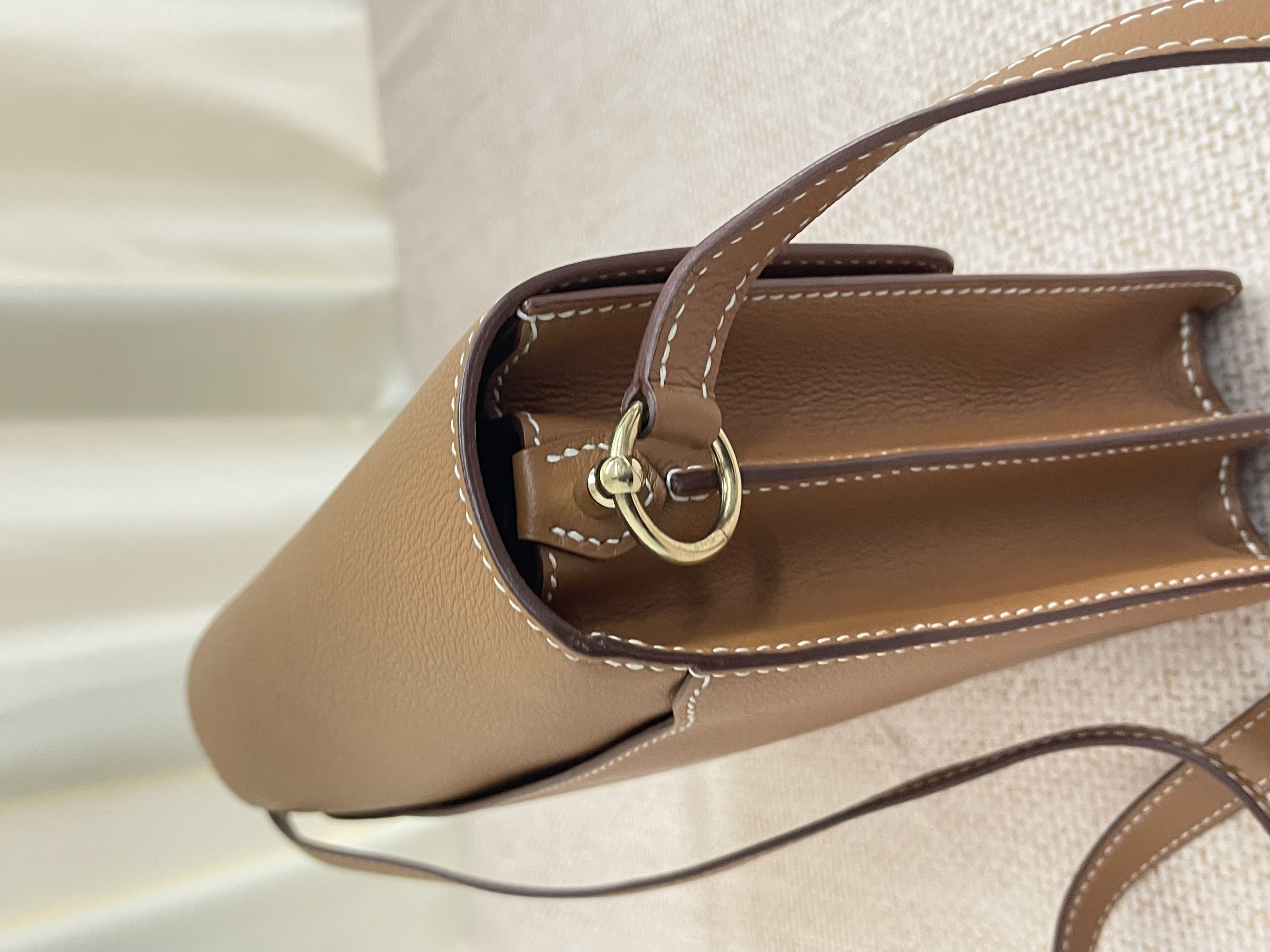 Pre-owned Hermes Roulis 24/ Stamp C/ Product Code: 26041501