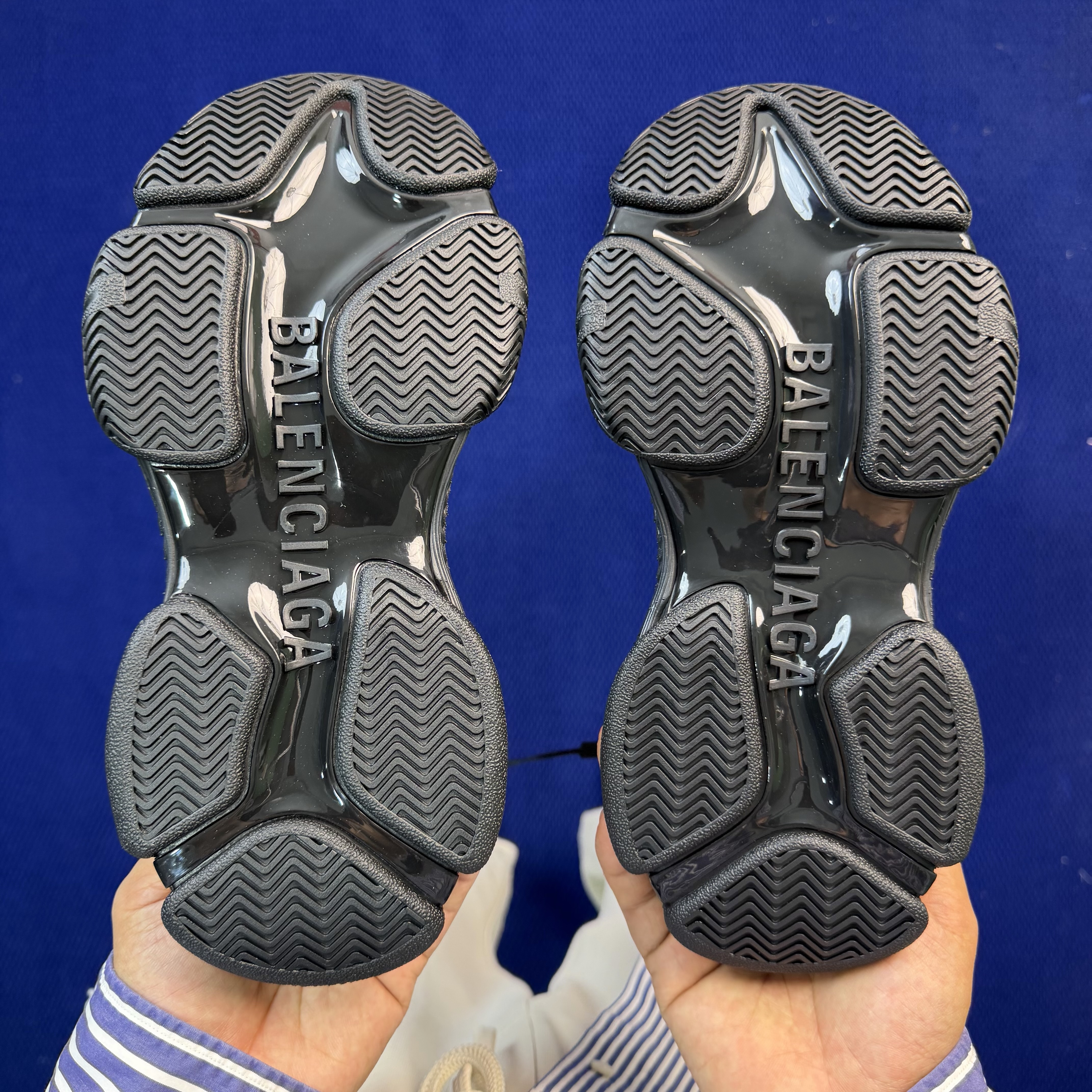 Balenciaga Triple S.2 