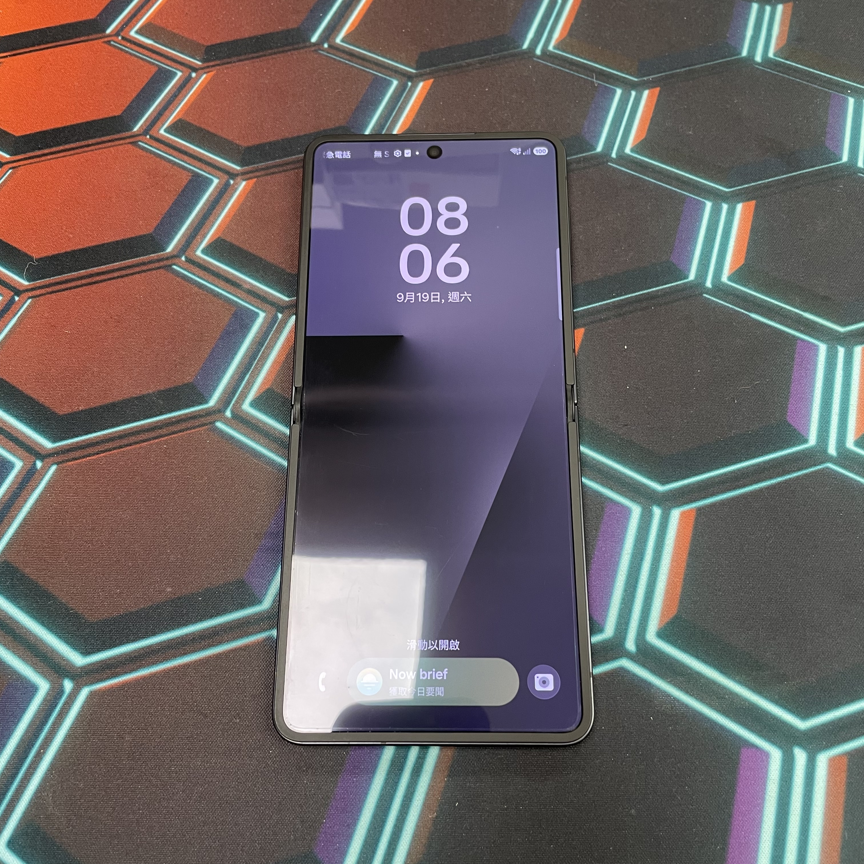 *7949B Galaxy Z Flip 7 完美機 12+512GB 黑色 black
