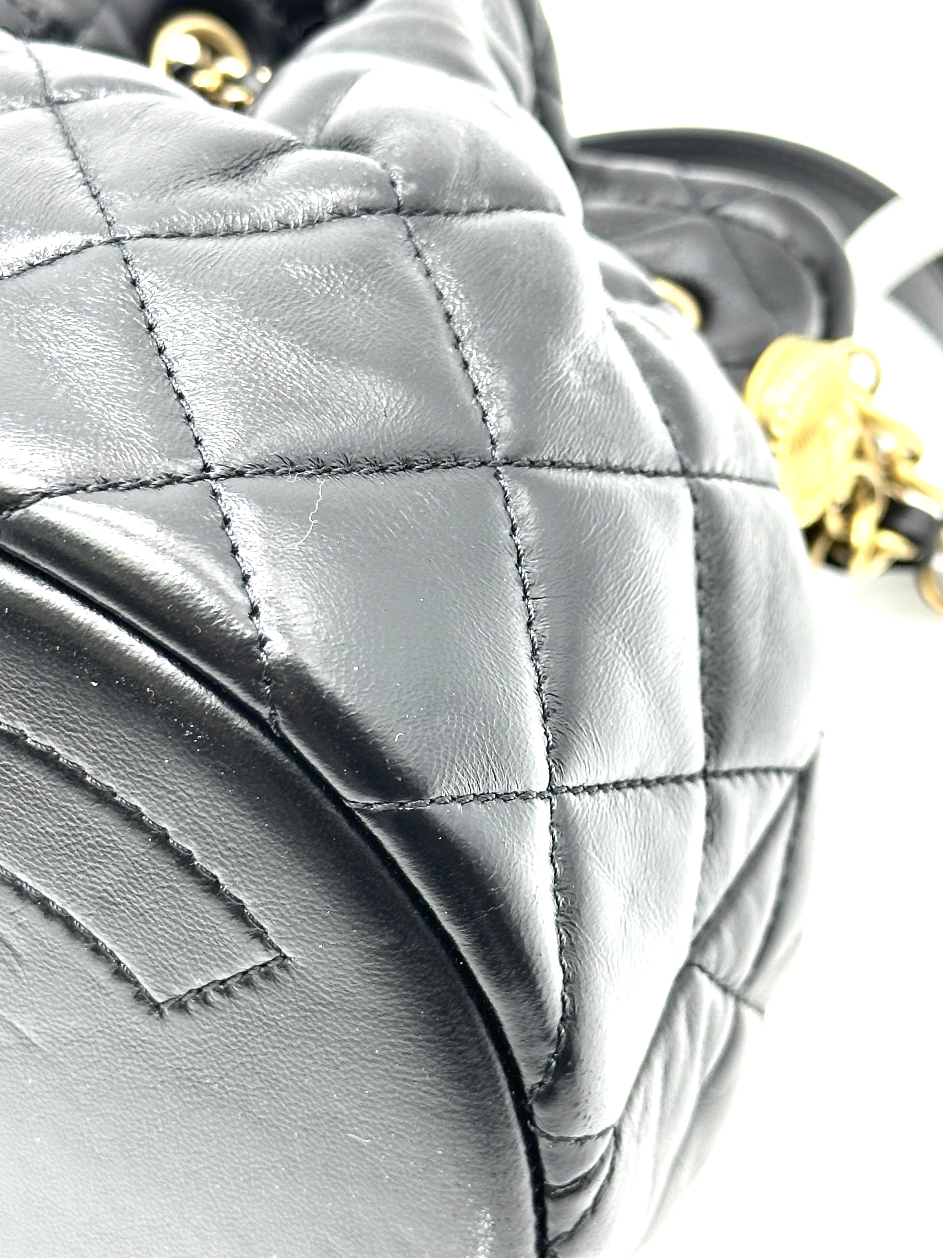 Pre-Owned CHANEL Lambskin Quilted CC Drawstring Bucket Bag / Product Code: 26050616