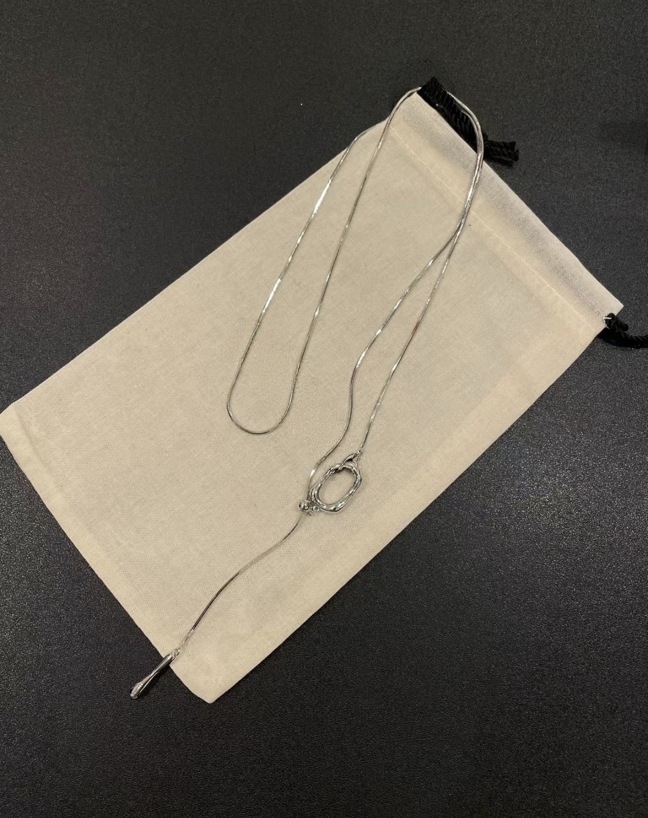 Fluid Loop Necklace⁠ #acc32