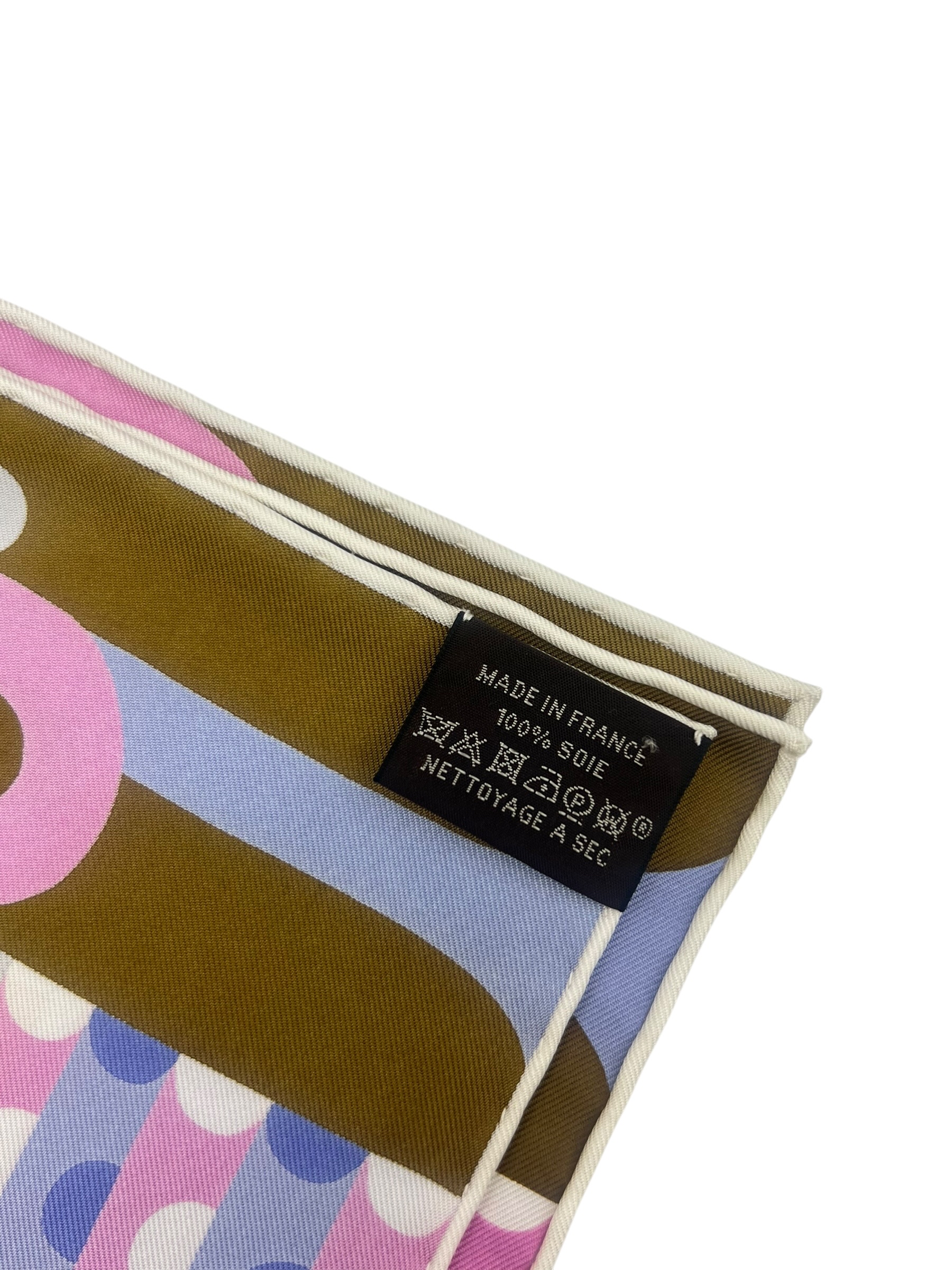 Pre-Owned HERMÉS Scarf / Product Code: 061425
