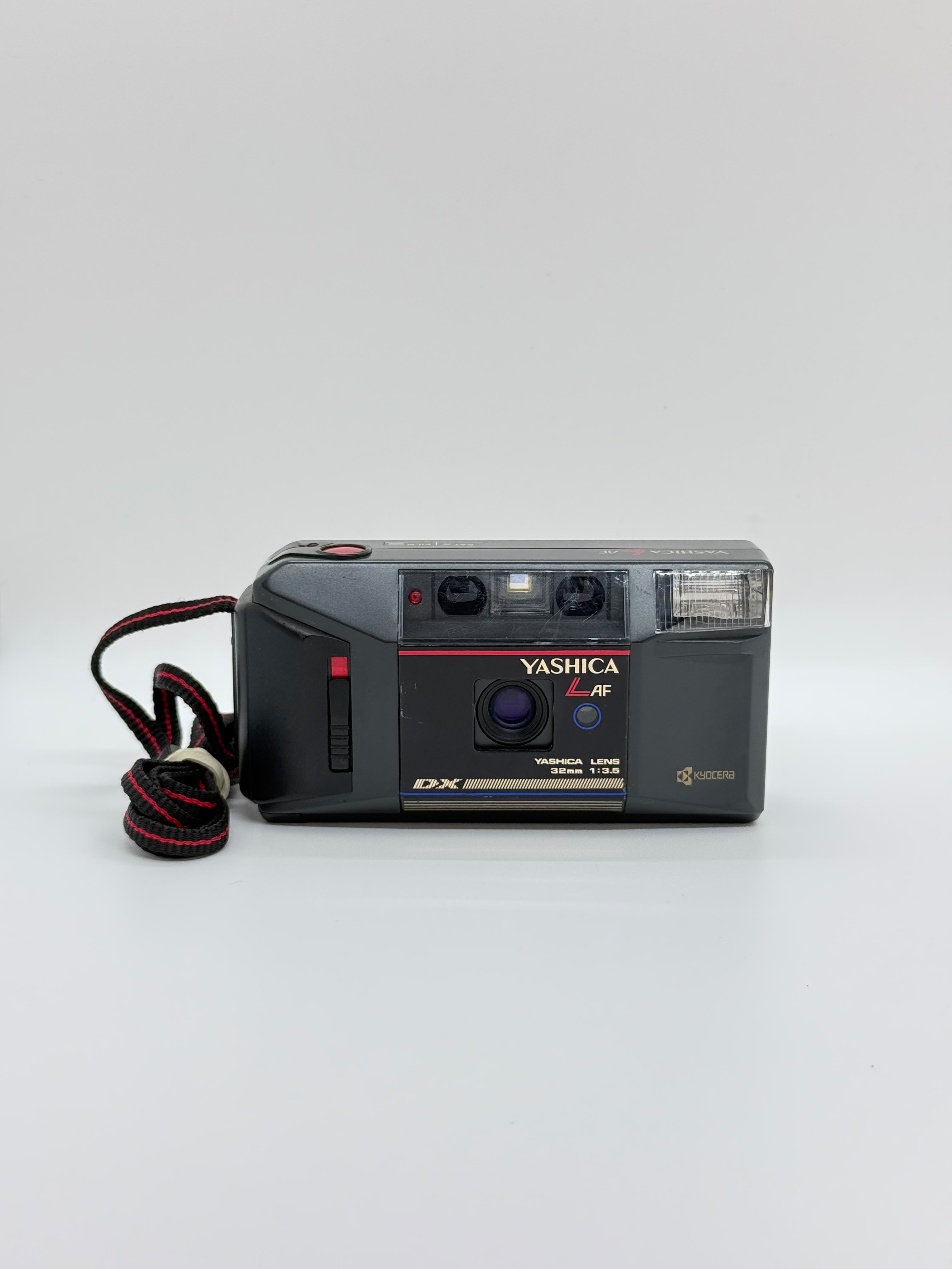 Yashica L AF Point and Shoot (傻瓜機) 菲林相機   