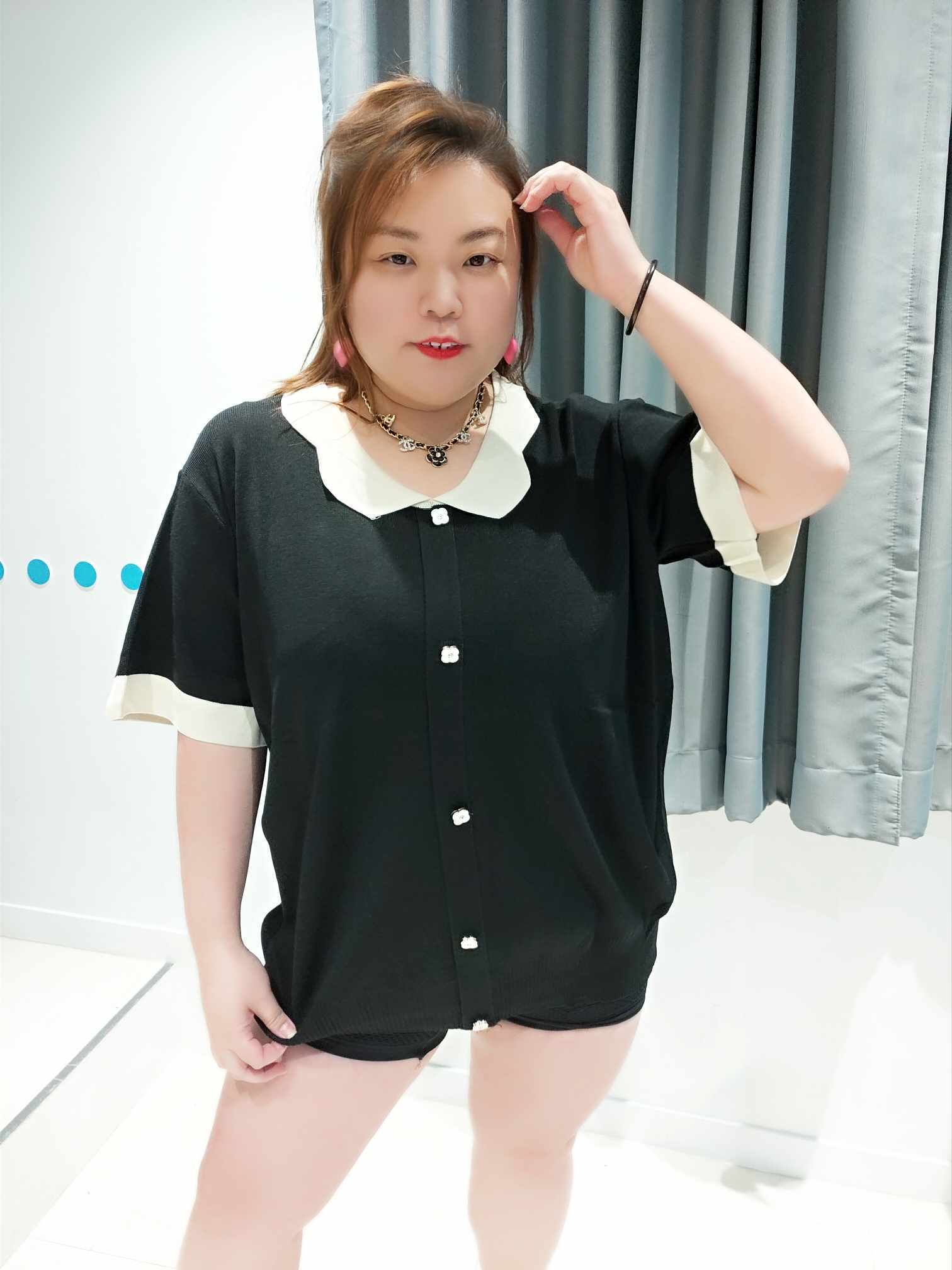 DSF08 云朵领设计针织上衣