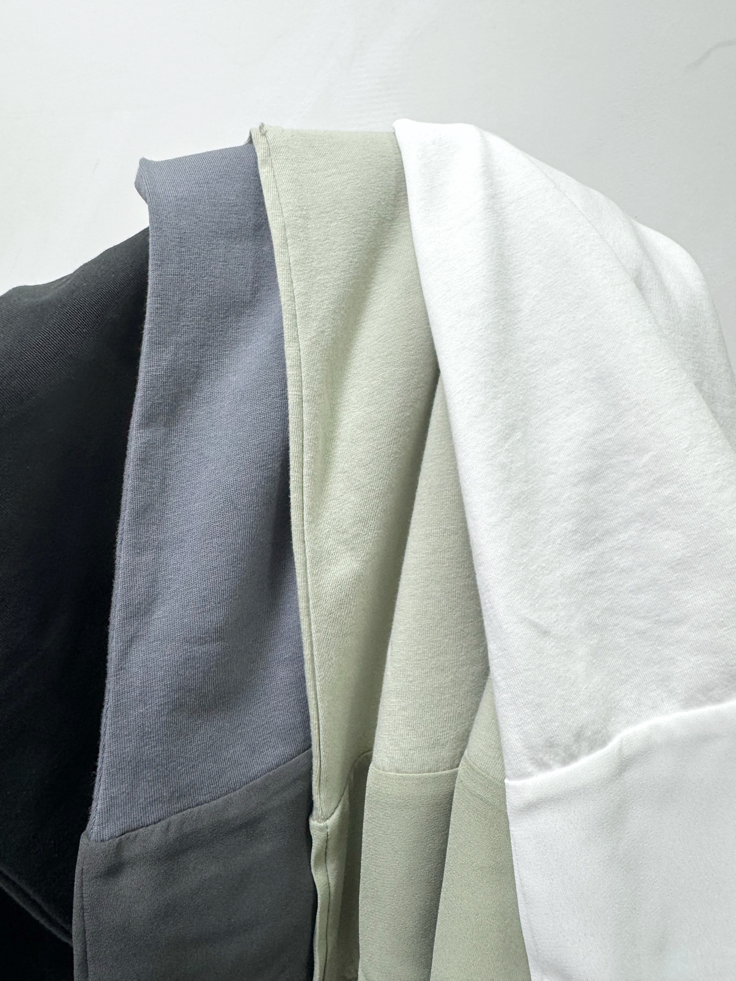 拼雪紡下襬背心（4色）