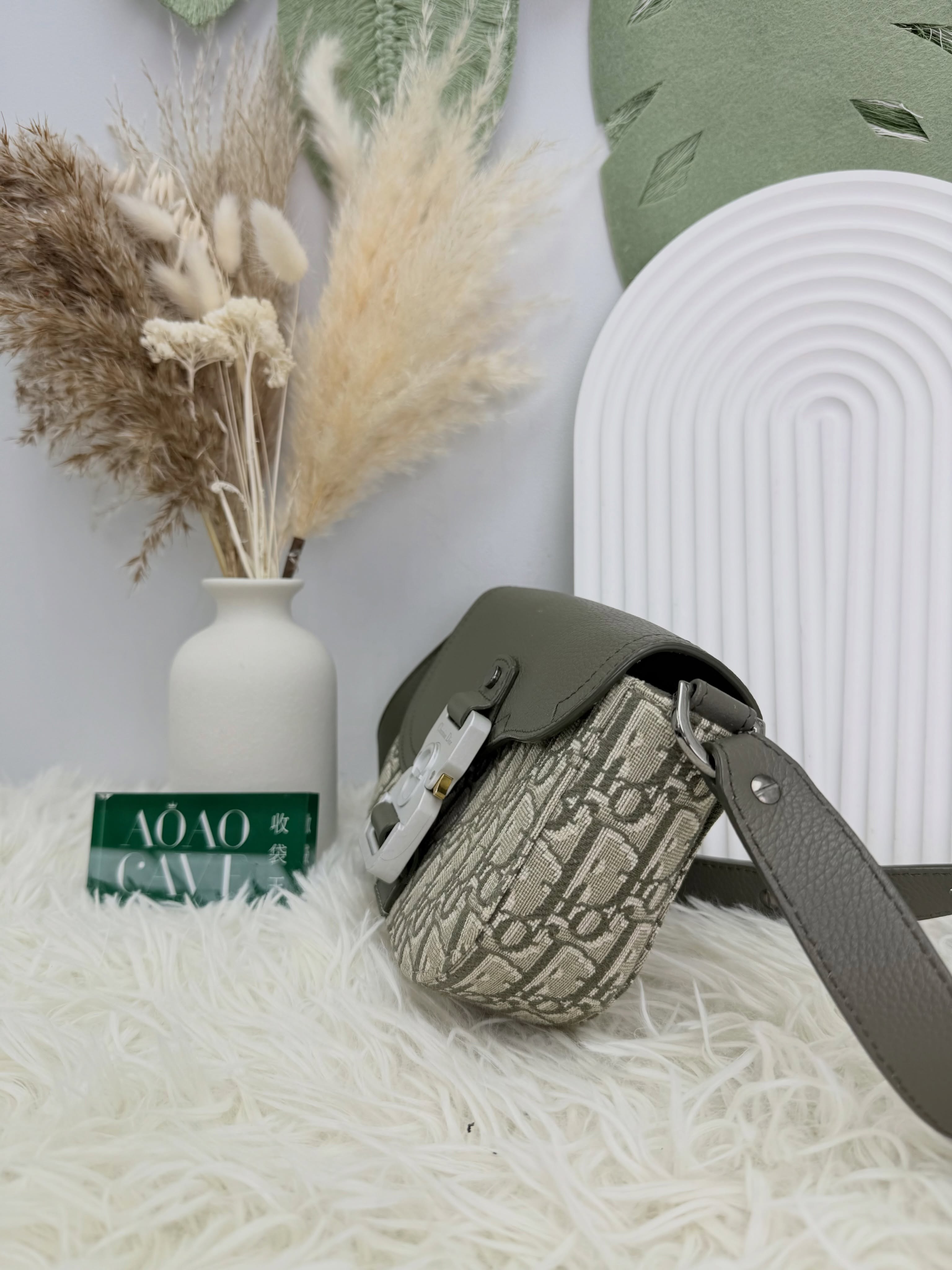 Dior👜 PRE OWNED 🛍️橄欖綠色老花郵差包 有盒有塵袋🌲