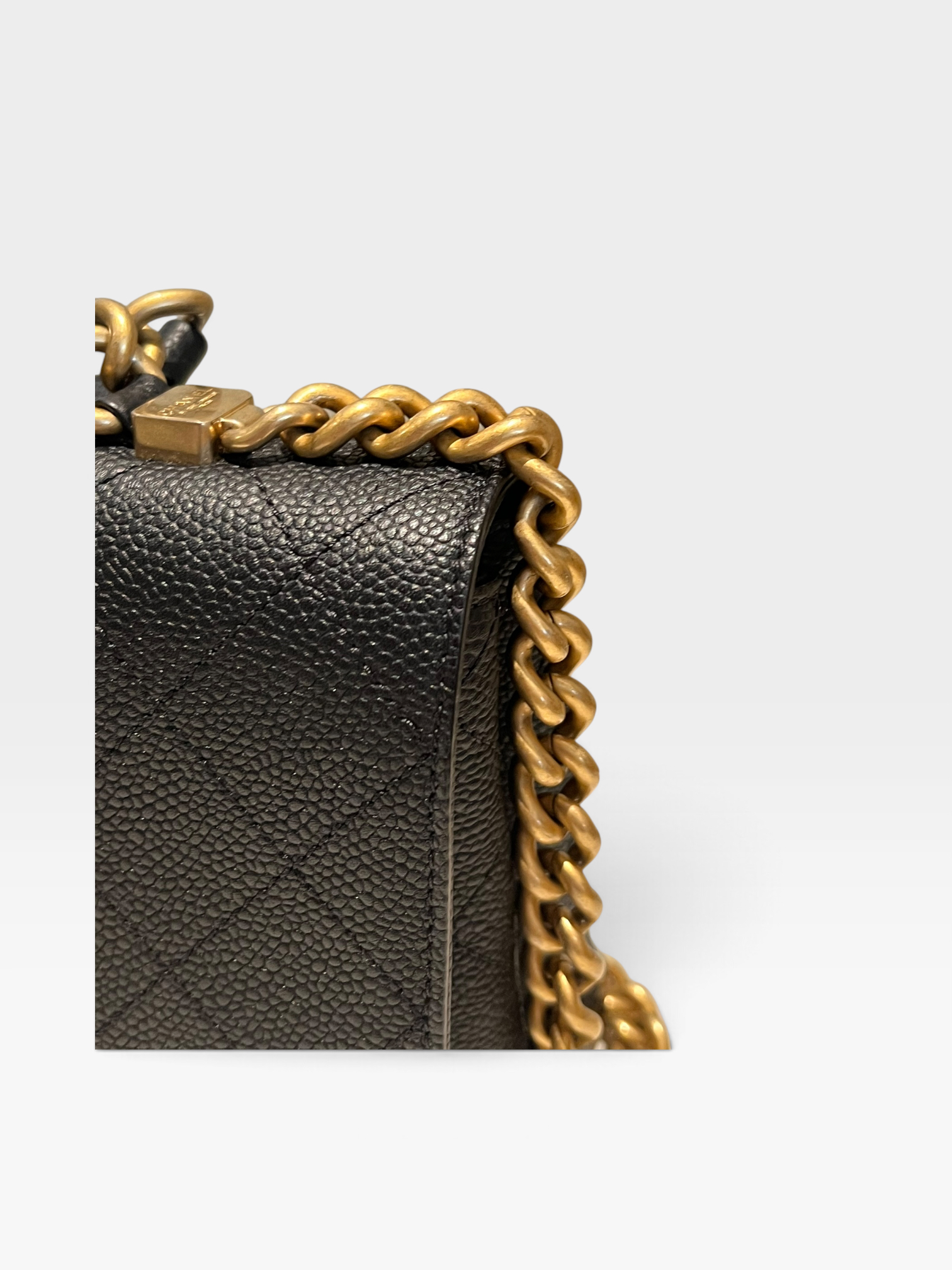 Pre-Owned CHANEL Chic Affinity / Product Code: B60182