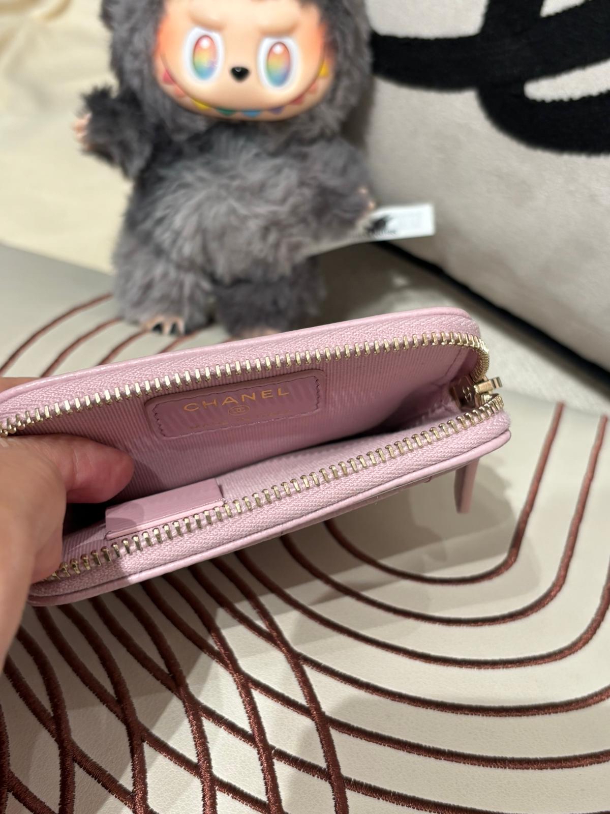 未使用品 Chanel zip wallet 魚子醬醬牛皮淡金扣銀包 100%Authentic,未使用品 ✅晶貼✅dust bag ✅box 