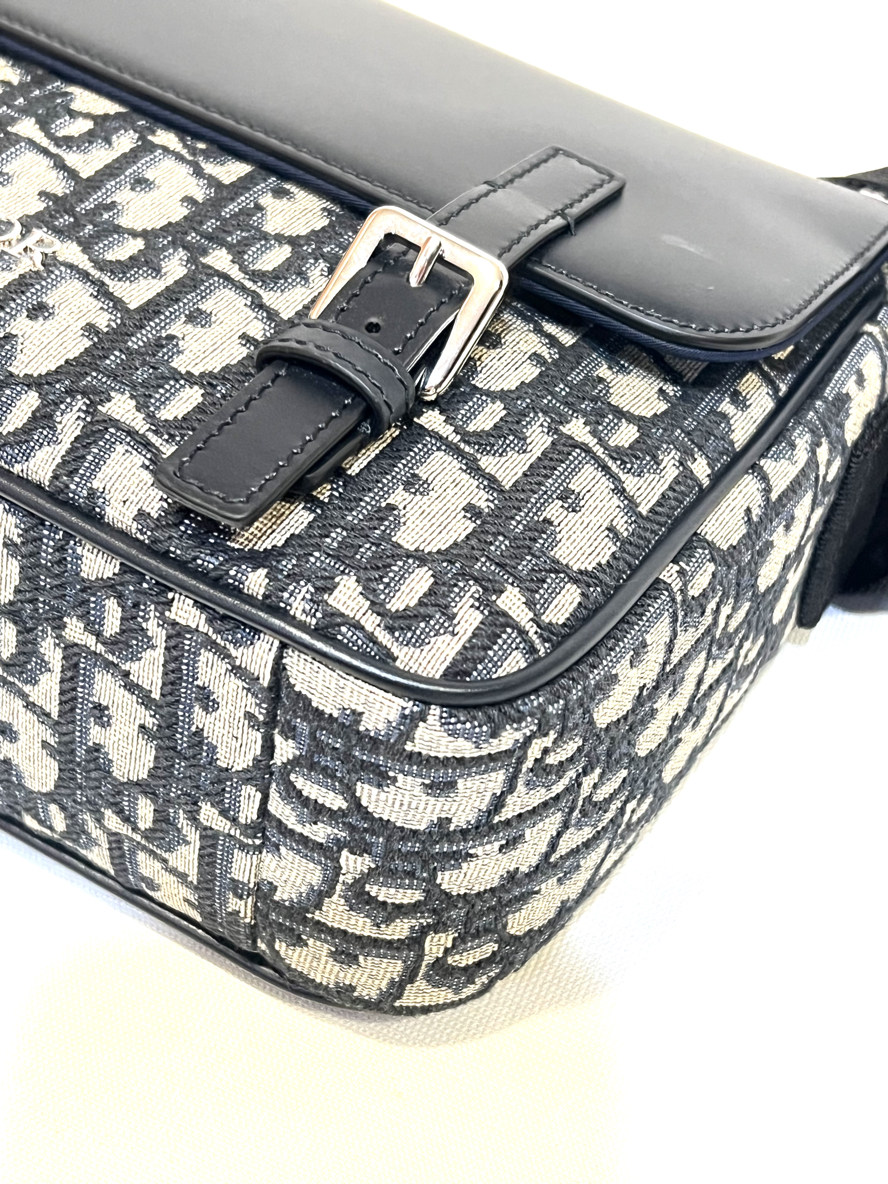 Pre-Owned Dior Oblique / Product Code: 26041117