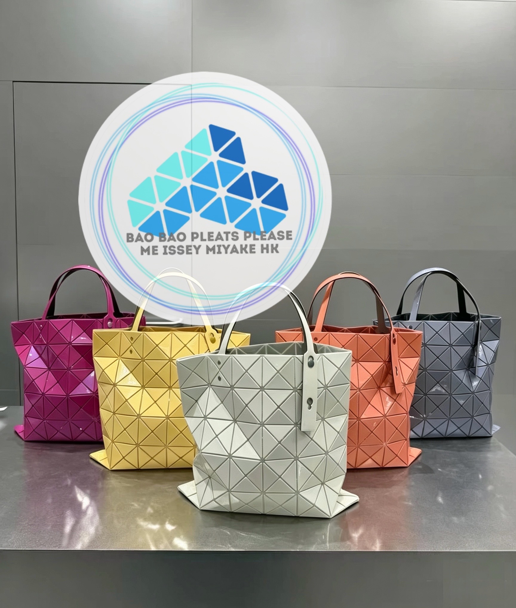 BAO BAO Lucent One-Tone 亮面 6x6 tote bag 