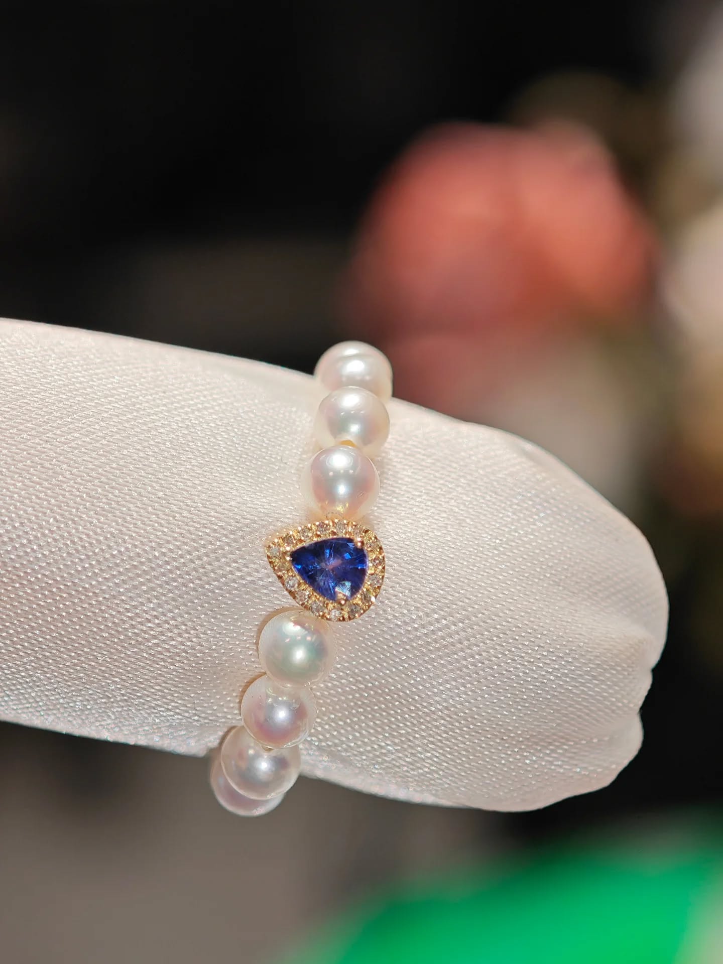 天然水滴皇家藍寶石珍珠彈性戒指 一枚 20分左右