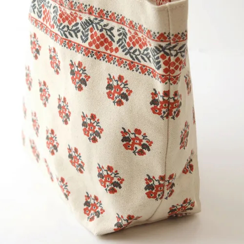 日本品牌🗾印度🇮🇳製造東歐傳統刺繡設計手拎帆布包現貨😍