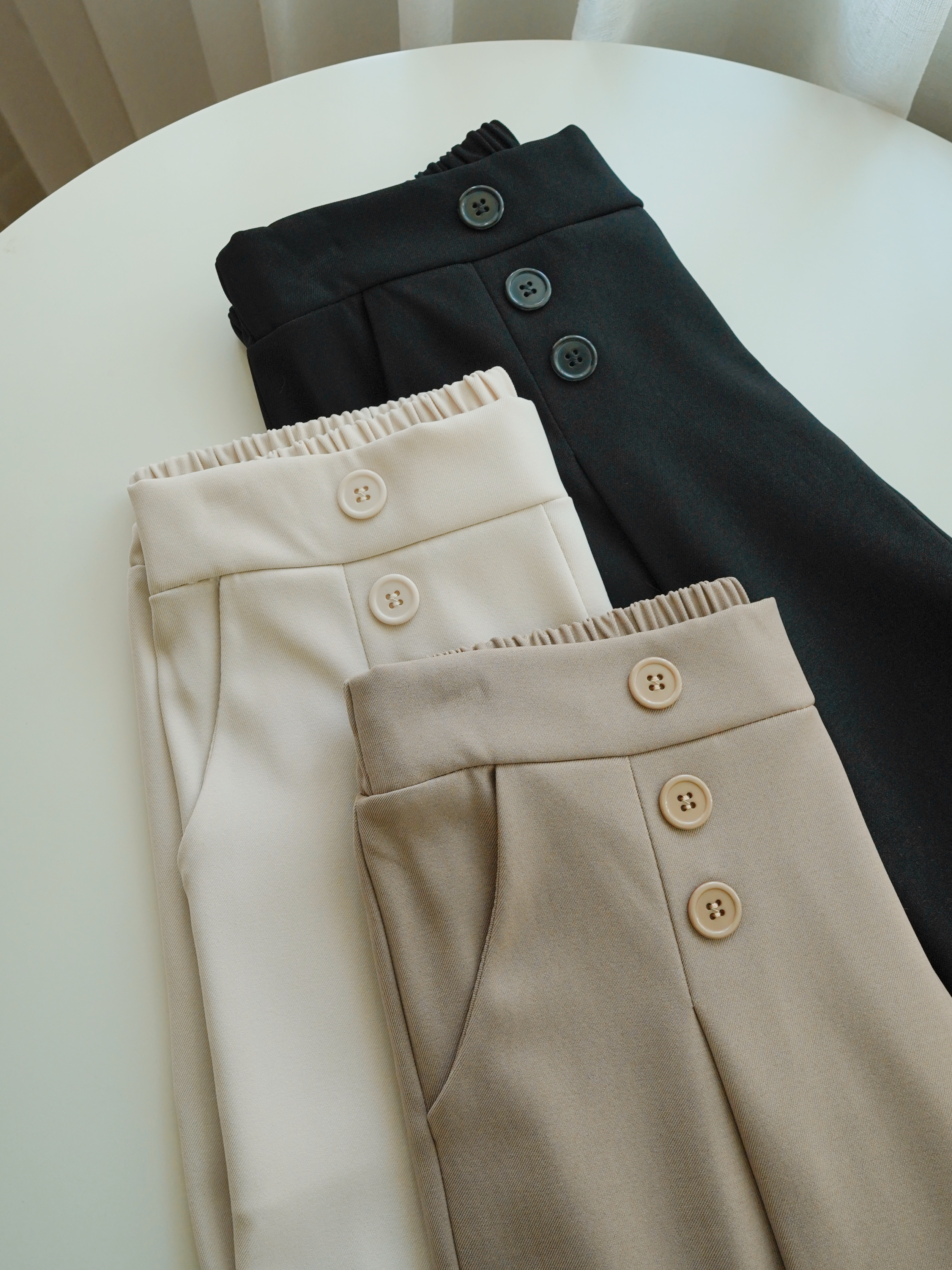 百搭知性の選💮排鈕闊腳長褲(KR)黑色310737