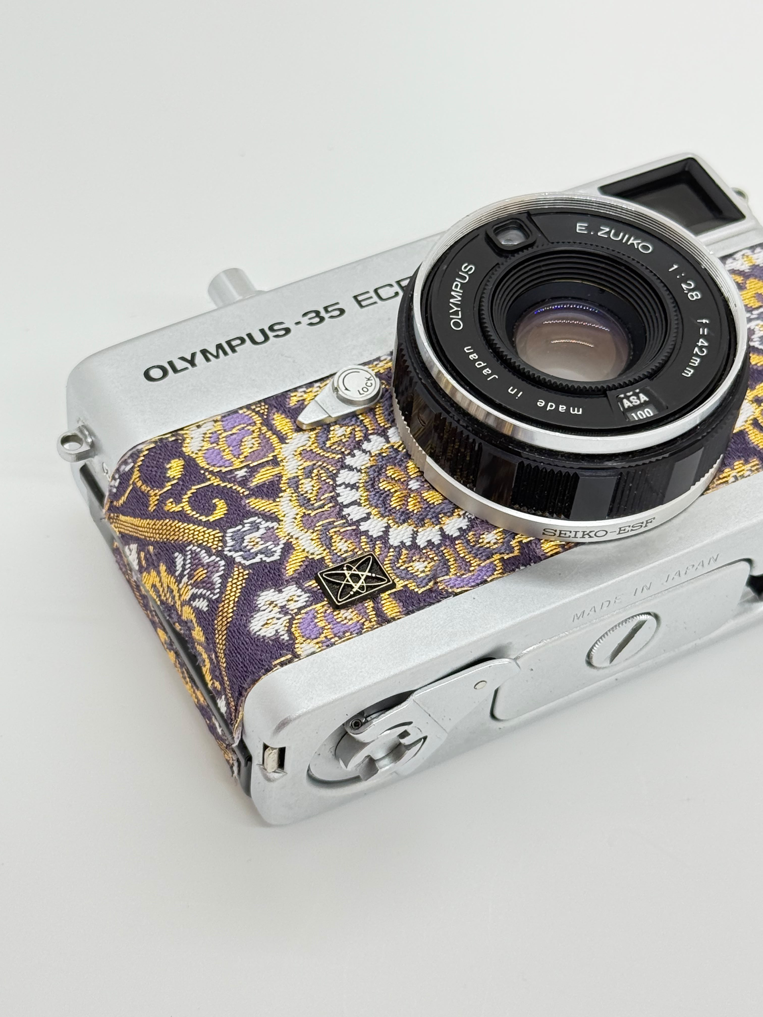 「西陣織之影」 Olympus 35 ECR Rangefinder 旁軸菲林相機