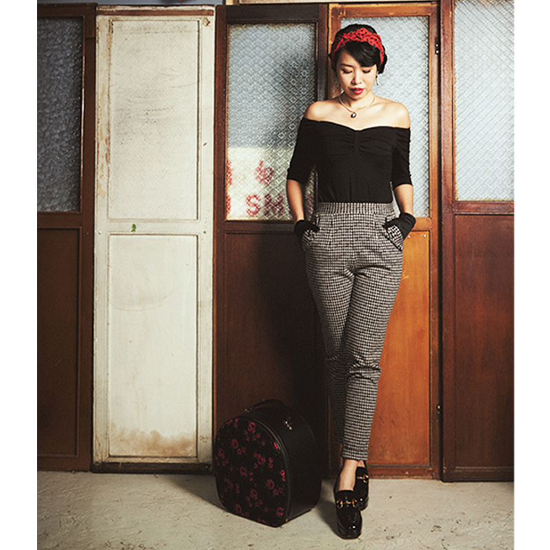 (Last M) 1950s Inspired Pin-Up Off Shoulder Black Top (FM123)