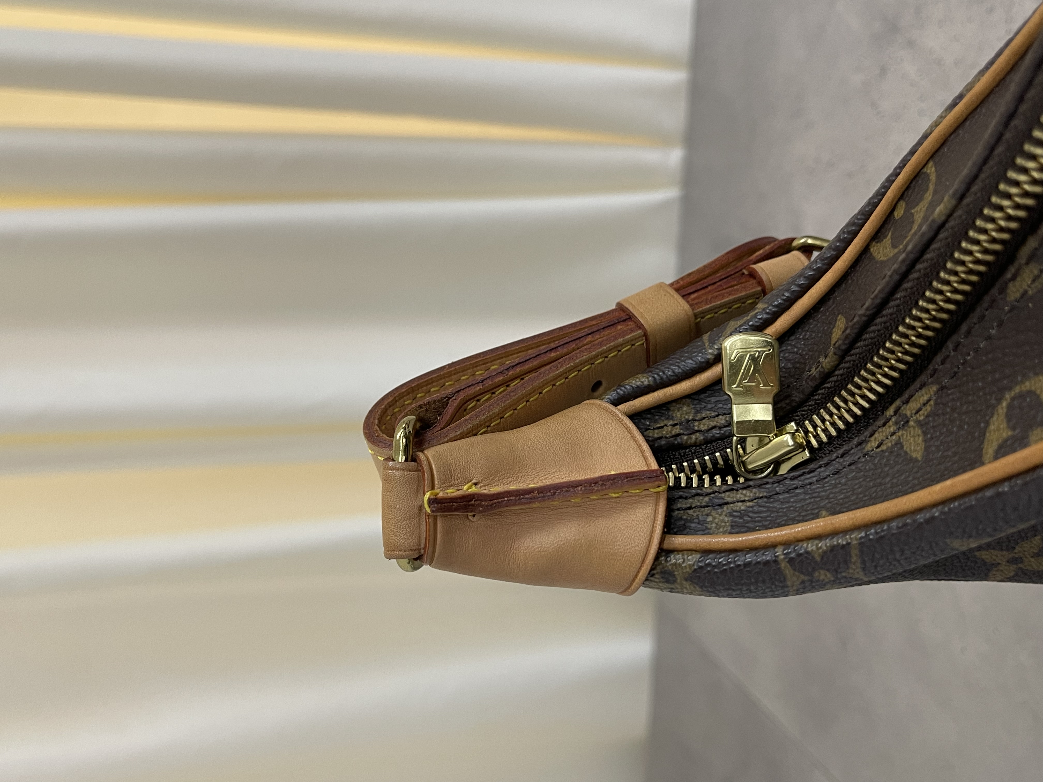 Pre-owned Louis Vuitton Monogram Boulogne / Product Code: 26012410