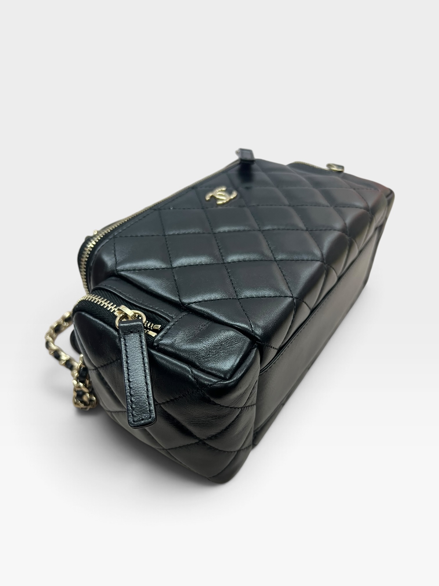 Pre-Owned Chanel Multi Pocket Vanity Case/Product Code: 102301