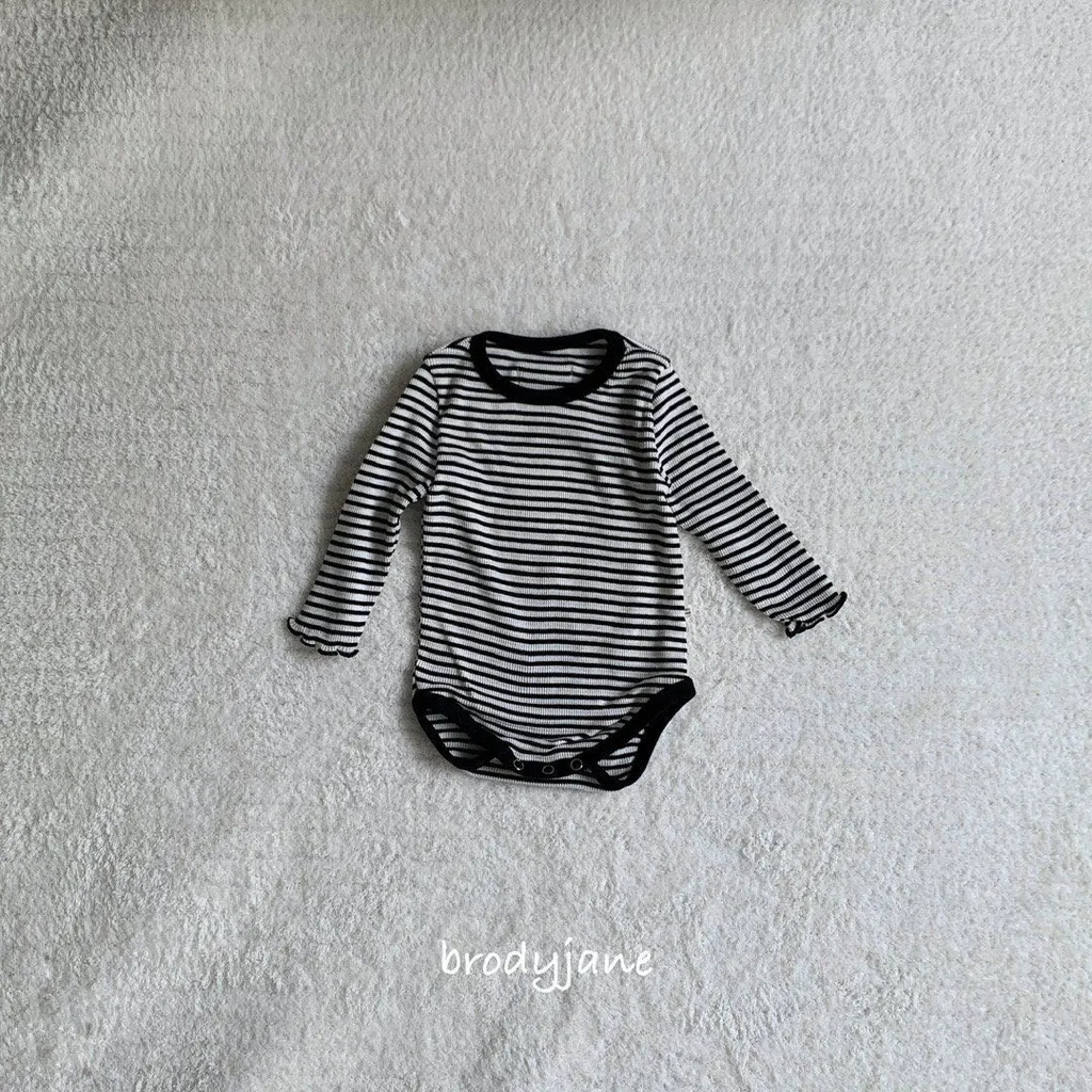 🇰🇷Brodyjane suit