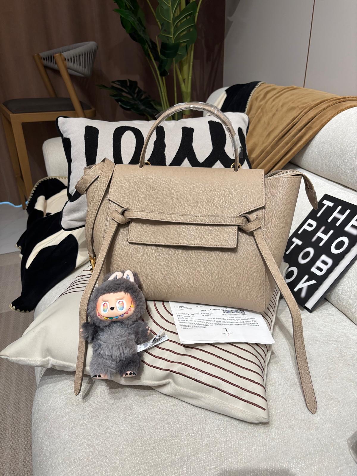 CELINE mini belt bag tauge 100%Authentic,99%new ✅收據✅Tap Booklet✅Dust bag