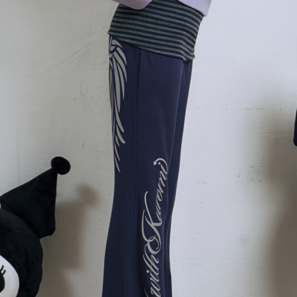Venhit x Kuromi Striped Banding Bootcut (Black/Navy)