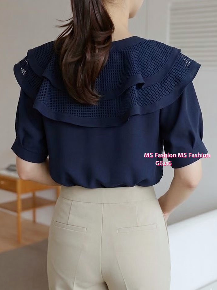 G6216 韓國🇰🇷V高質V領通花ruffle top
